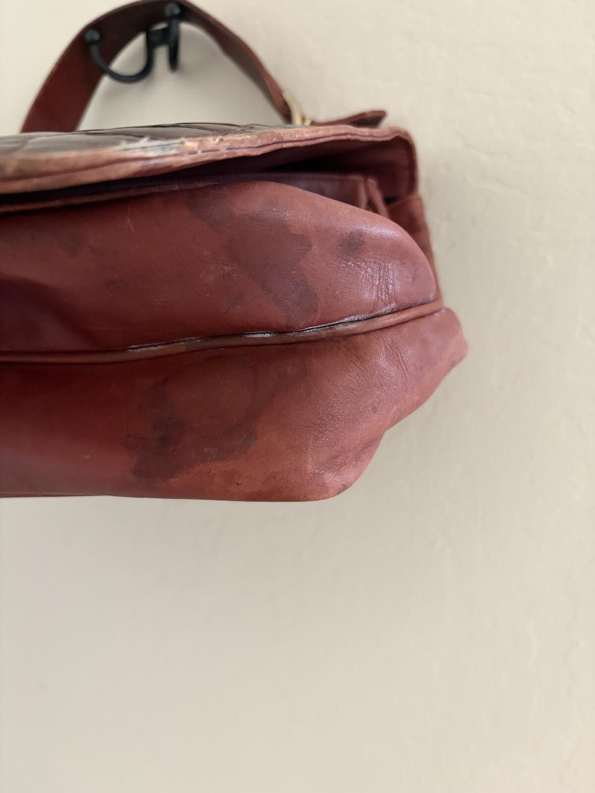 Saks Fifth Avenue Vintage Saks Fifth Satchel - Deep Burgundy Size ONE SIZE - 8 Thumbnail