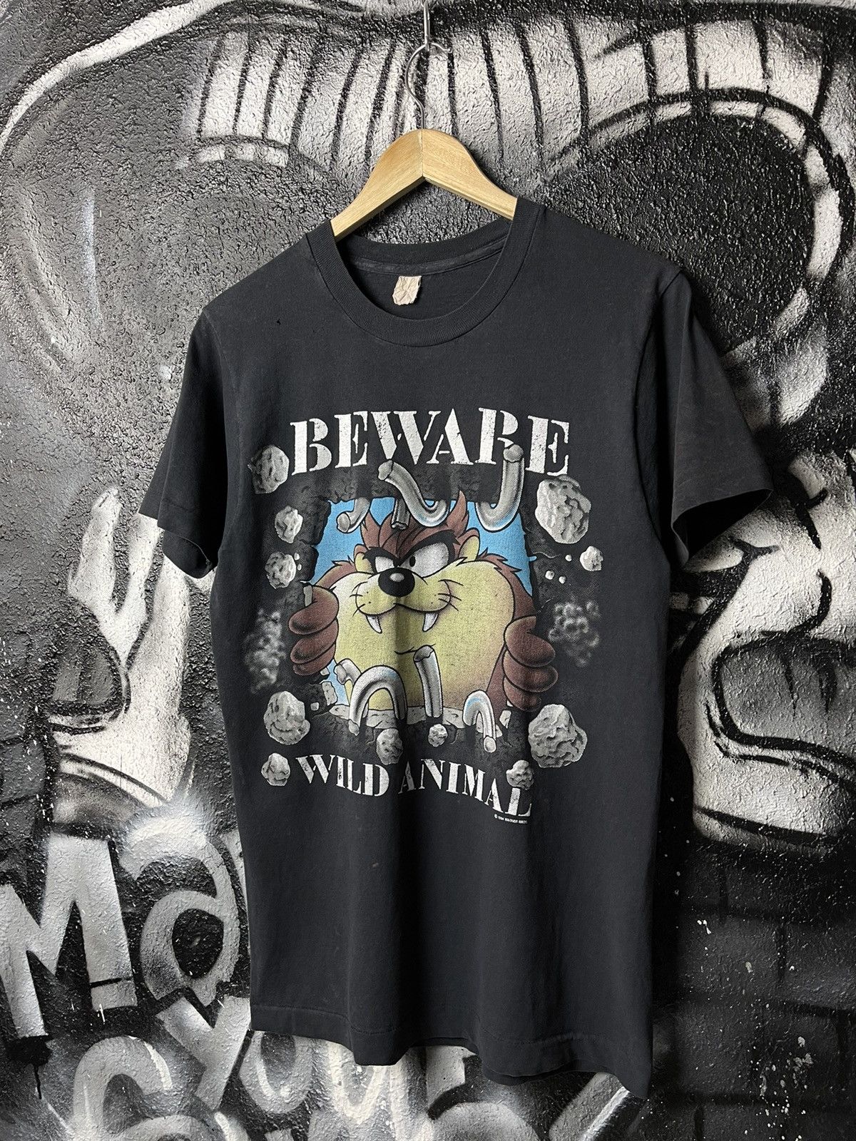 Warner Bros Vintage Warner Bros 1994 Tasmanian Devil Destroyed T-Shirt Size US S / EU 44-46 / 1 - 1 Thumbnail