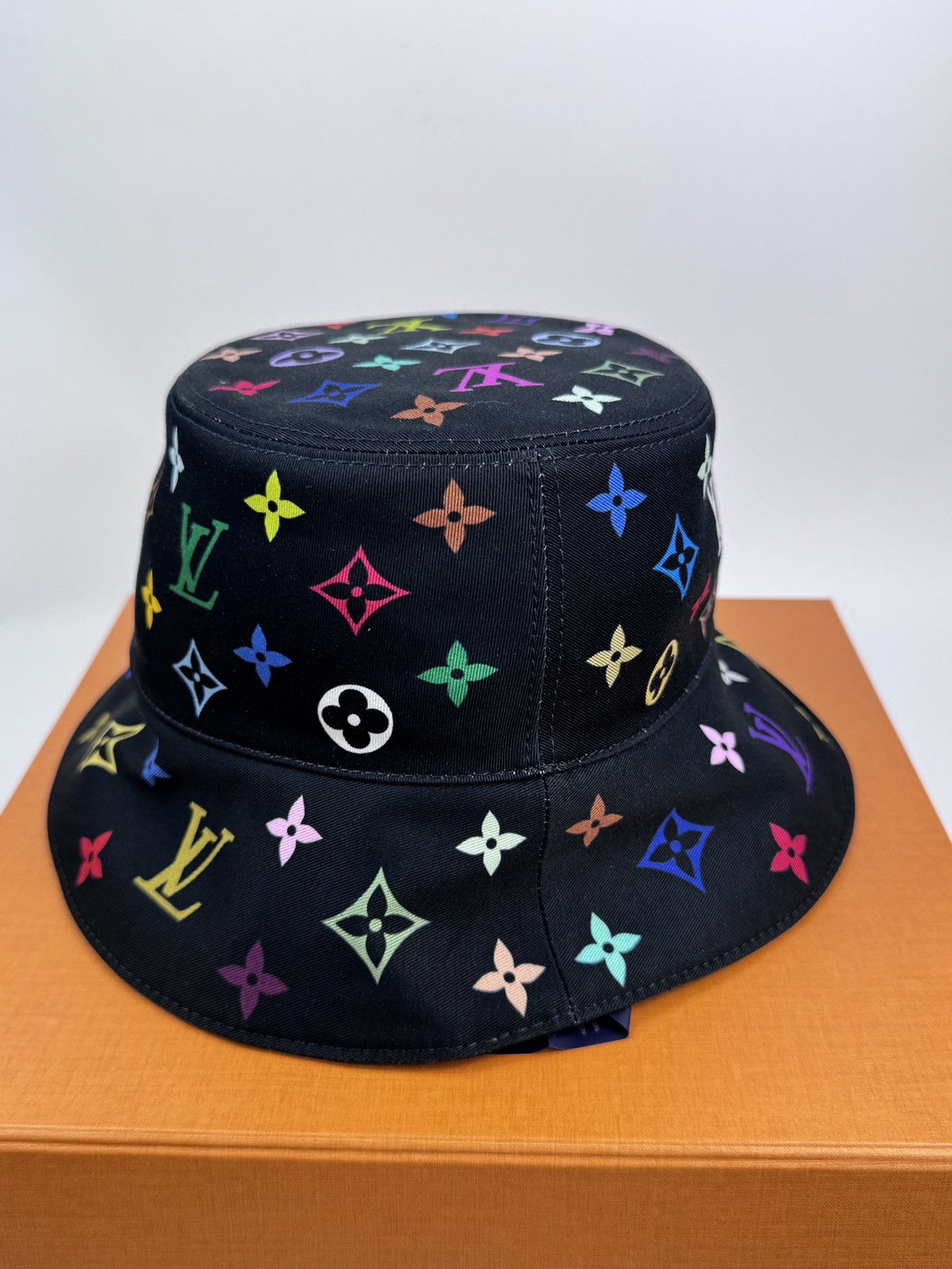 Louis Vuitton × Takashi Murakami MONOGRAM RESERVABLE BUCKET HAT Size ONE SIZE - 3 Thumbnail