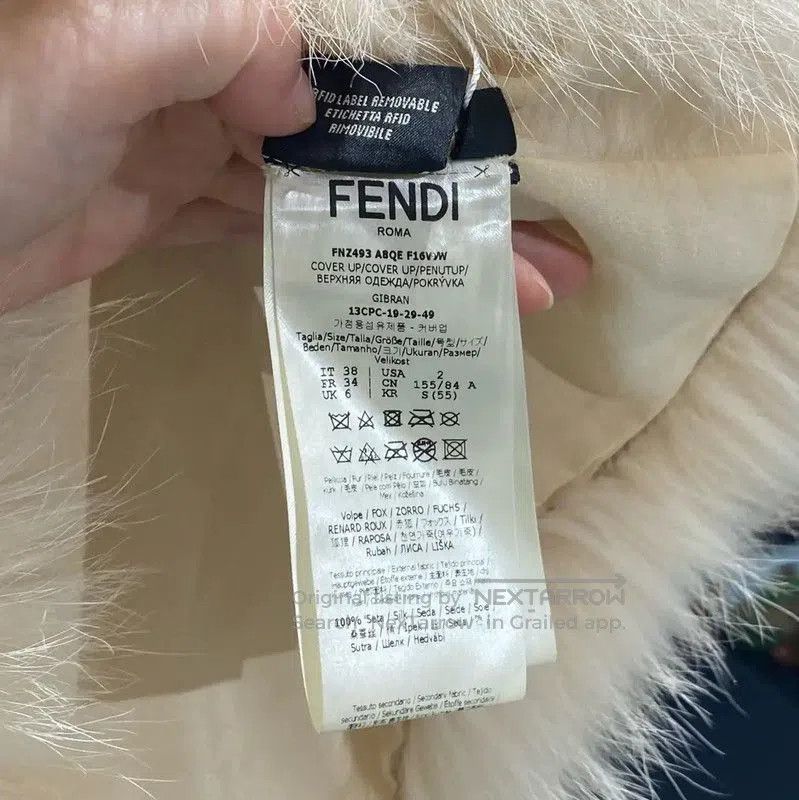 Fendi Fendi Cream Faux Fur Women's Jacket . Size XXS / US 00 / IT 34 - 4 Thumbnail