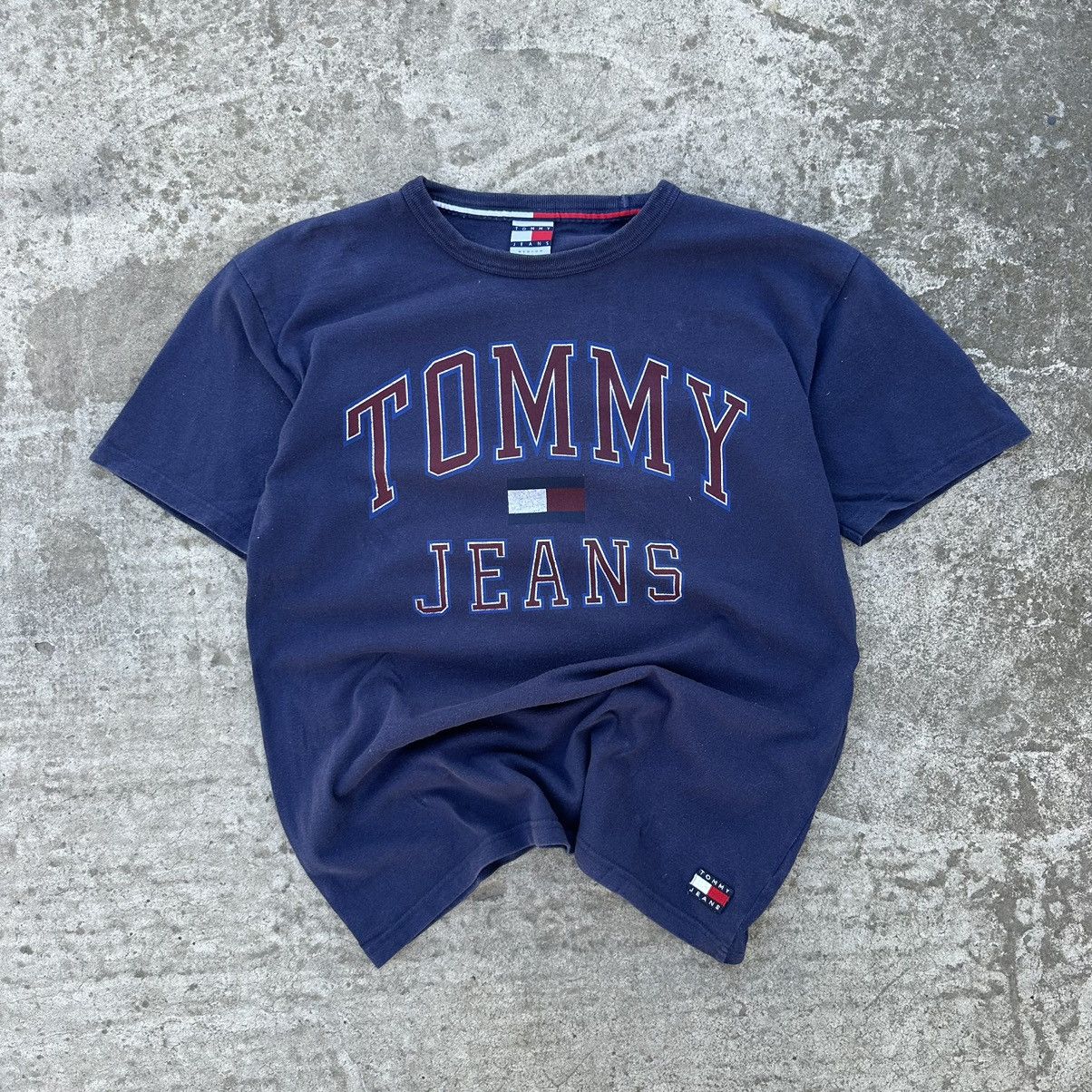 Tommy Hilfiger × Vintage Vintage Tommy Hilfiger T-shirts Big Logo Tommy Jeans Y2K 00s Size US M / EU 48-50 / 2 - 1 Thumbnail