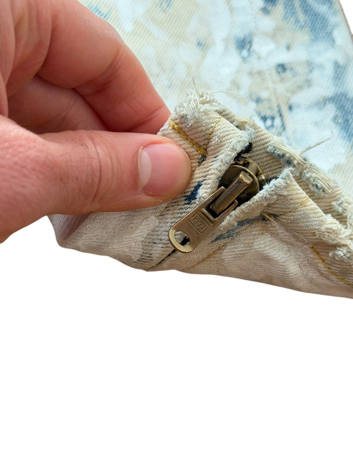 Fear of God Fifth Collection Painted Denim Blue Size US 30 / EU 46 - 7 Thumbnail