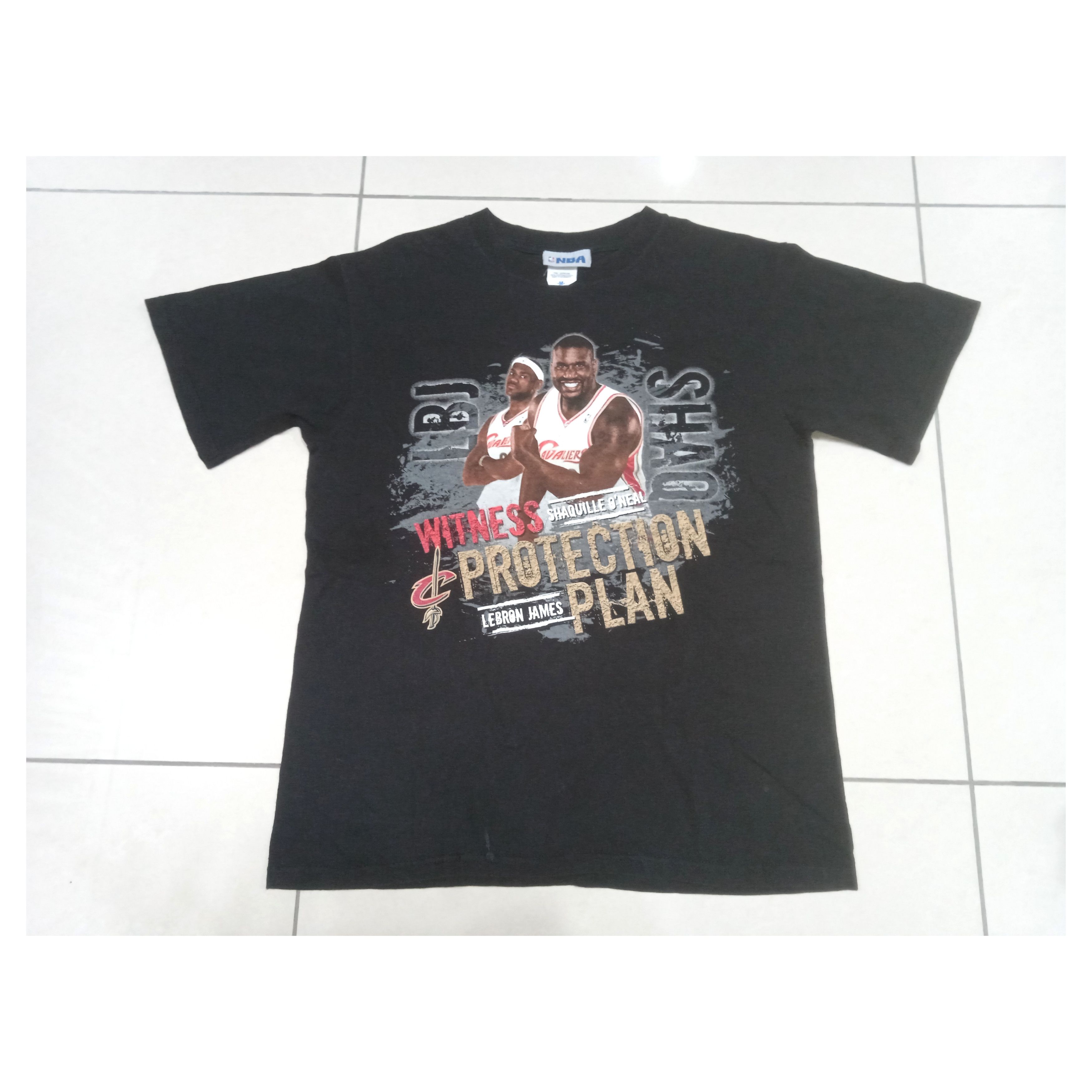 image of NBA x Vintage 2000S Lebron James & Shaq Cleveland Cavs T Shirt in Black, Men's (Size Medium)