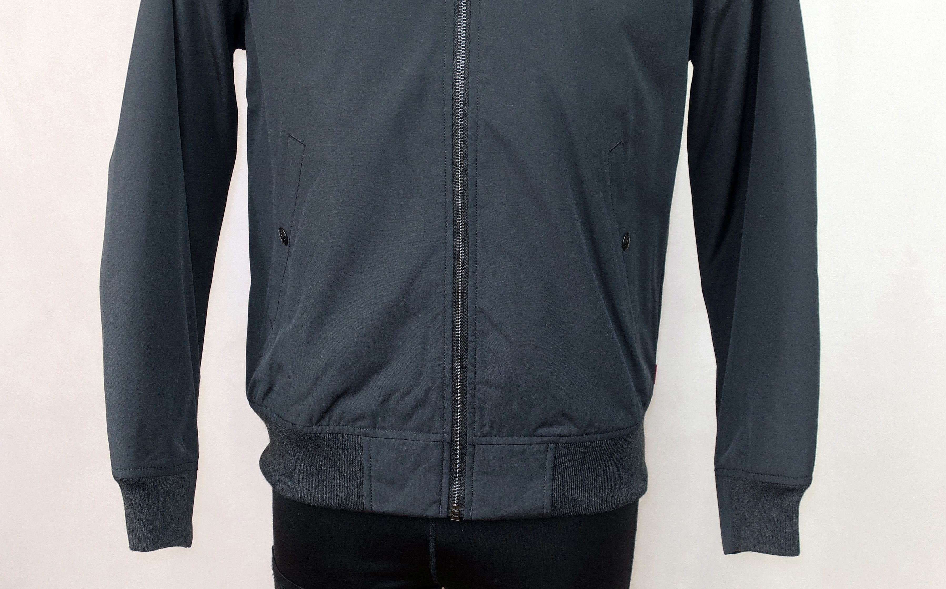 LEVIS PERFORMANCE MENS INSULATED JACKET BOMBER size S