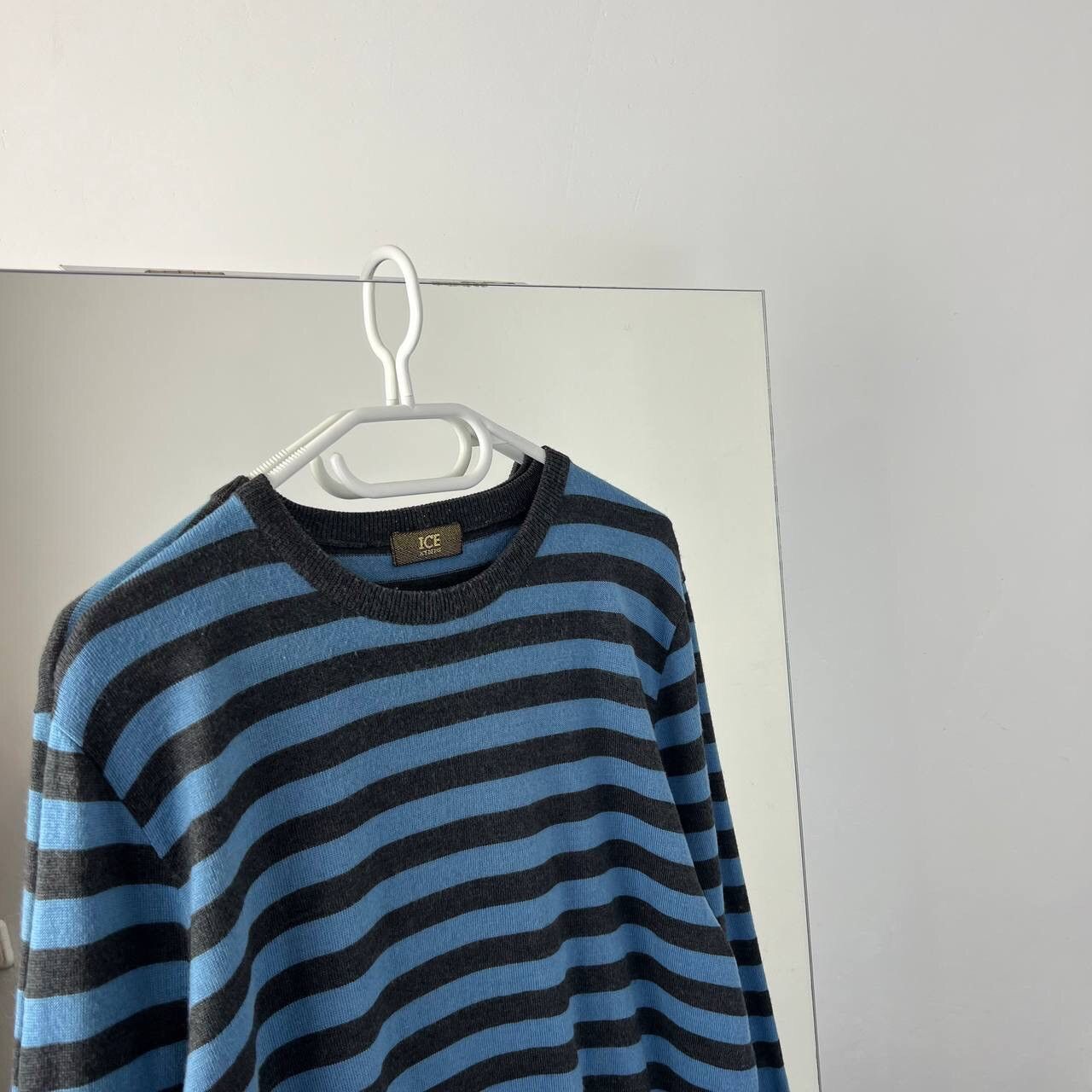 Iceberg Vintage Iceberg Sweater Crewneck Y2k Style Size US XL / EU 56 / 4 - 2 Thumbnail