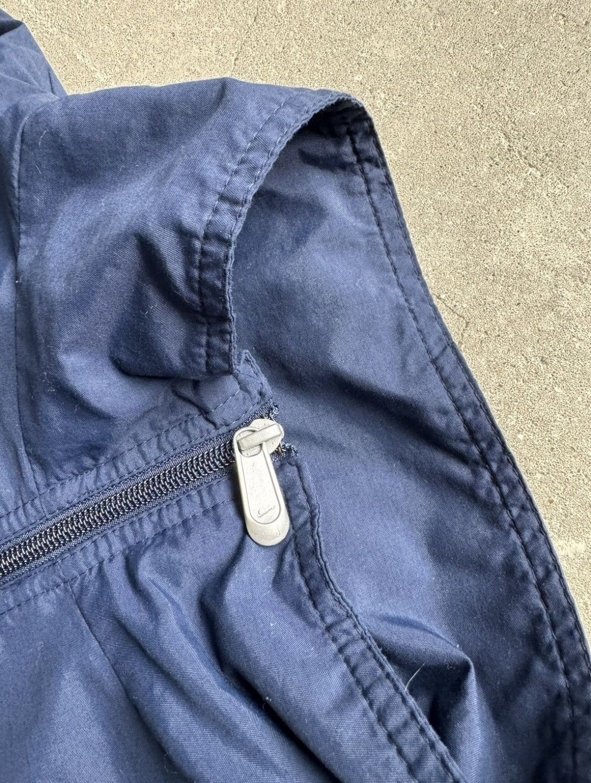 Nike Vintage Nike light jacket Size US XL / EU 56 / 4 - 5 Thumbnail