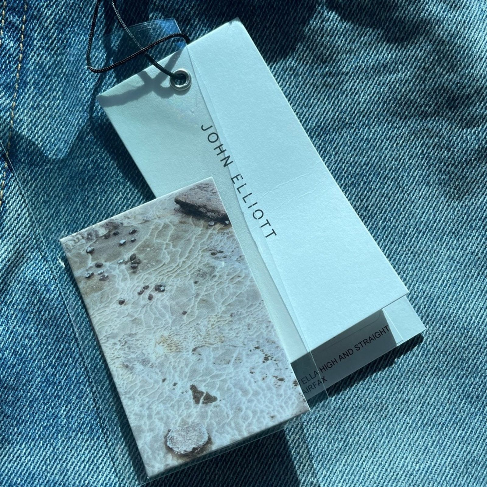 John Elliott JOHN ELLIOTT HIGH RISE STRAIGHT JEANS SIZE 25 LIGHT DENIM Size 25" / US 0 / IT 36 - 9 Thumbnail