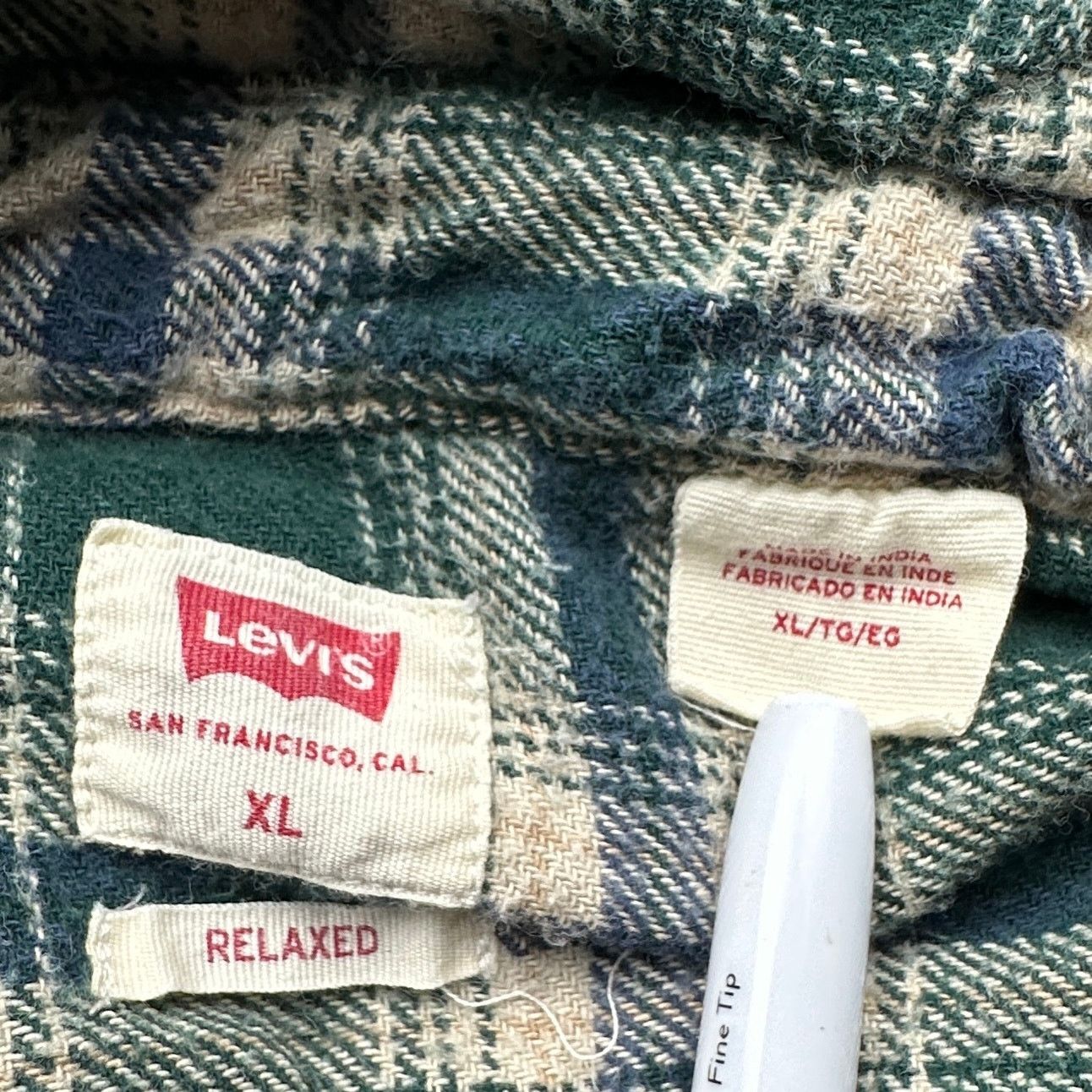 Levi's Levis Flannel Green Plaid Button Shirt Mens XL Relaxed Fit Size US XL / EU 56 / 4 - 3 Thumbnail
