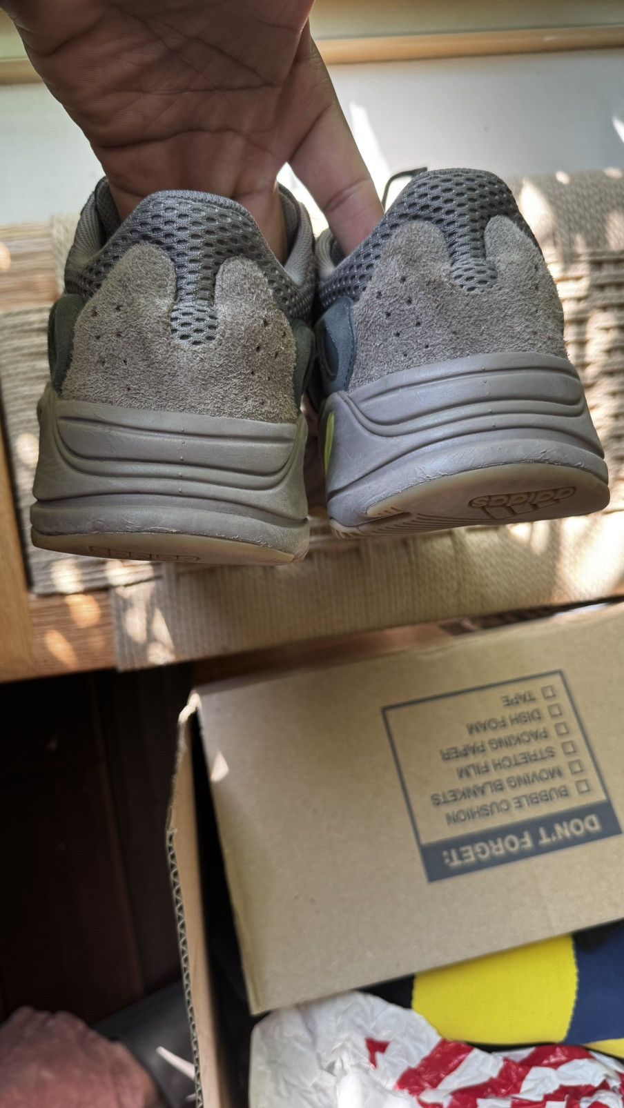 Yeezy Yeezy 700 — Mauve Size US 12 / EU 45 - 5 Thumbnail