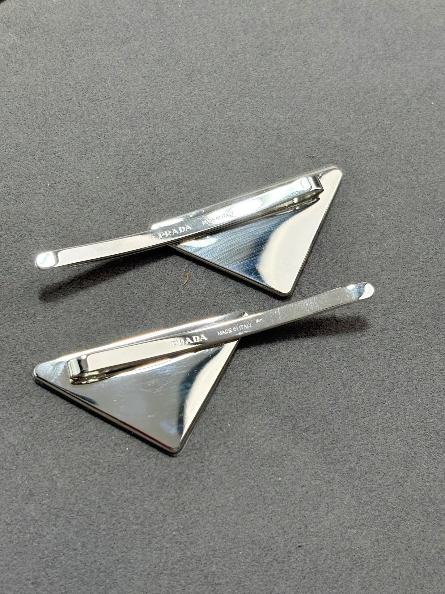 Prada PRADA Triangle Logo Hair Clip K1 Size ONE SIZE - 3 Thumbnail