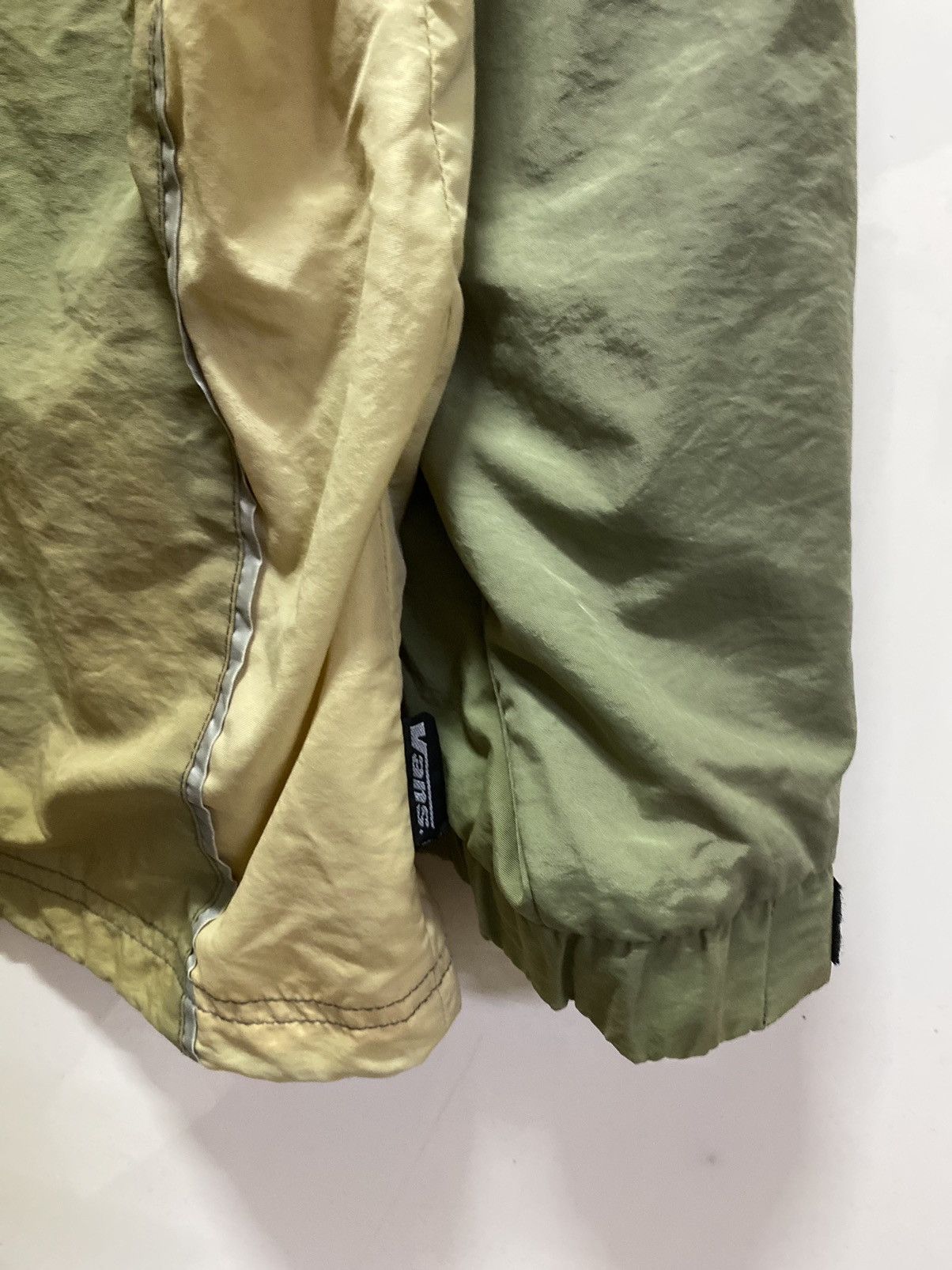 Vintage VANS windbreaker zipper jacket - A02