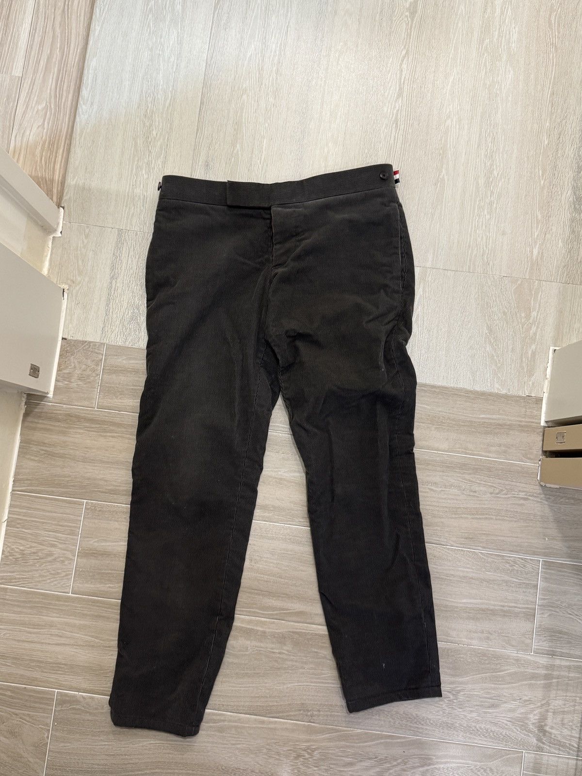 Thom Browne Thom Browne dark gray conduroy trouser Size US 28 / EU 44 - 1 Thumbnail