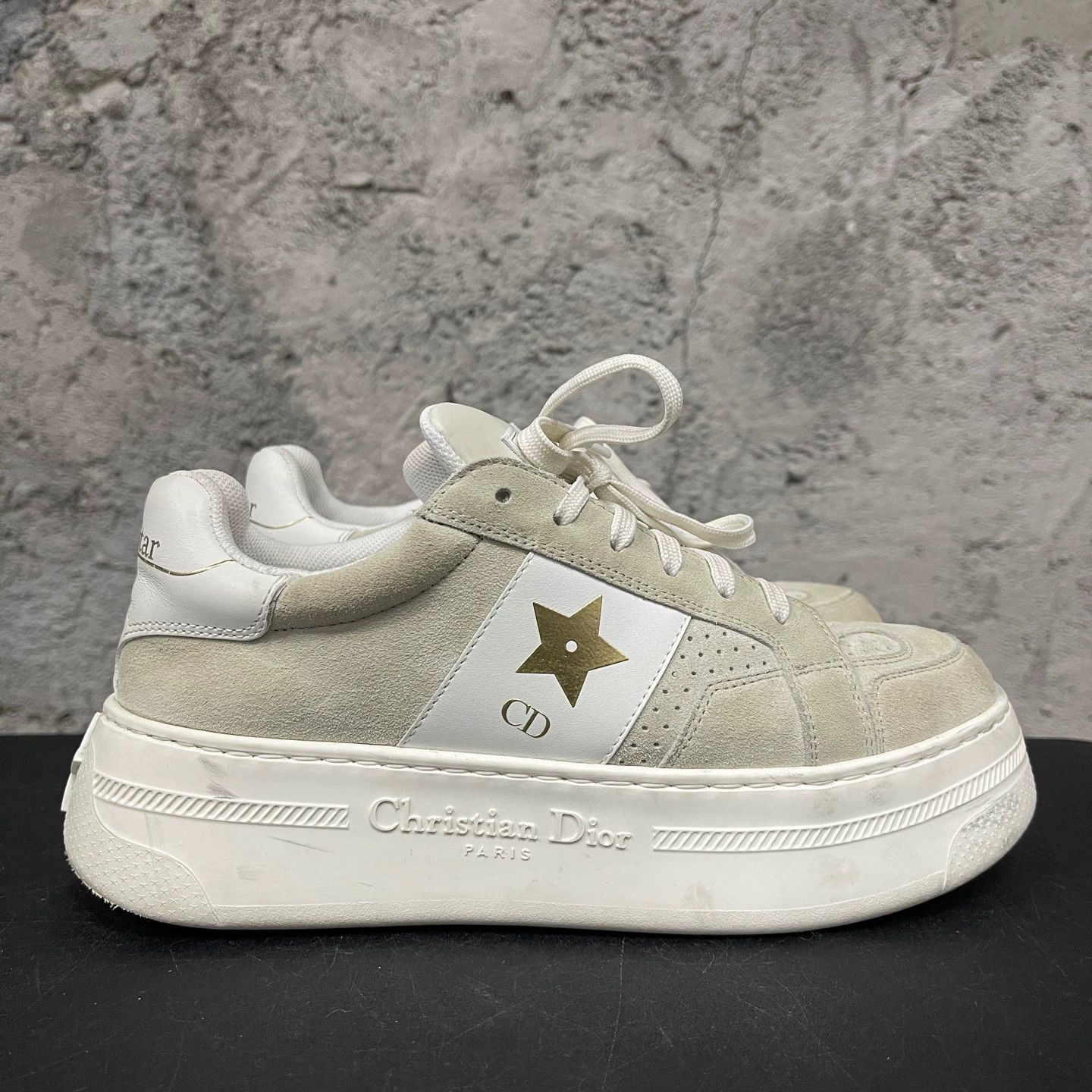 Dior Dior Pentagram Biscuit Sneakers Women's 37 Size US 6 / IT 36 - 1 Thumbnail