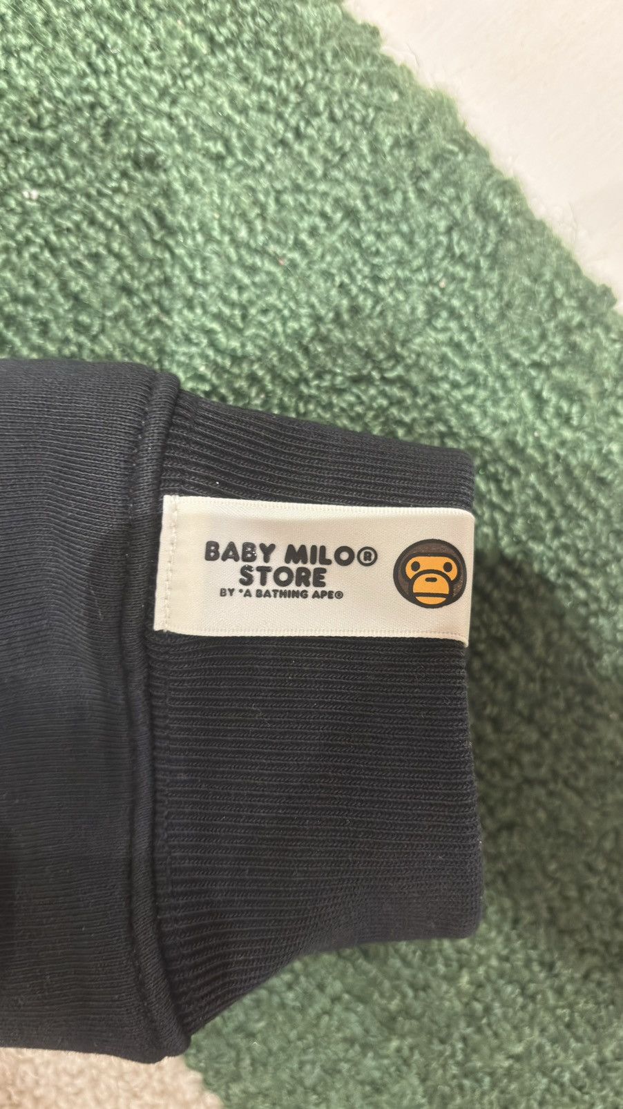 Bape Bape crewneck babymilo Size US S / EU 44-46 / 1 - 3 Thumbnail