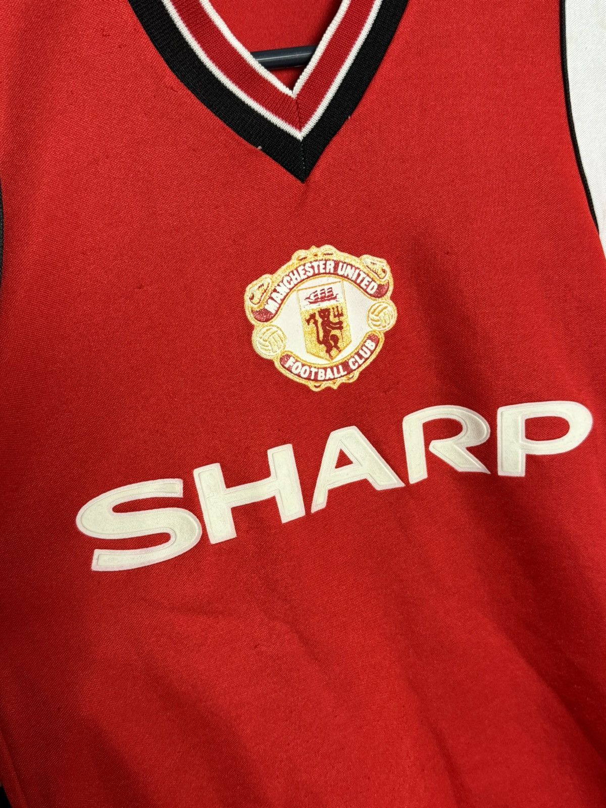 Vintage KIDS Manchester United 84/86 Home Football Jersey Size US XS / EU 42 / 0 - 3 Thumbnail