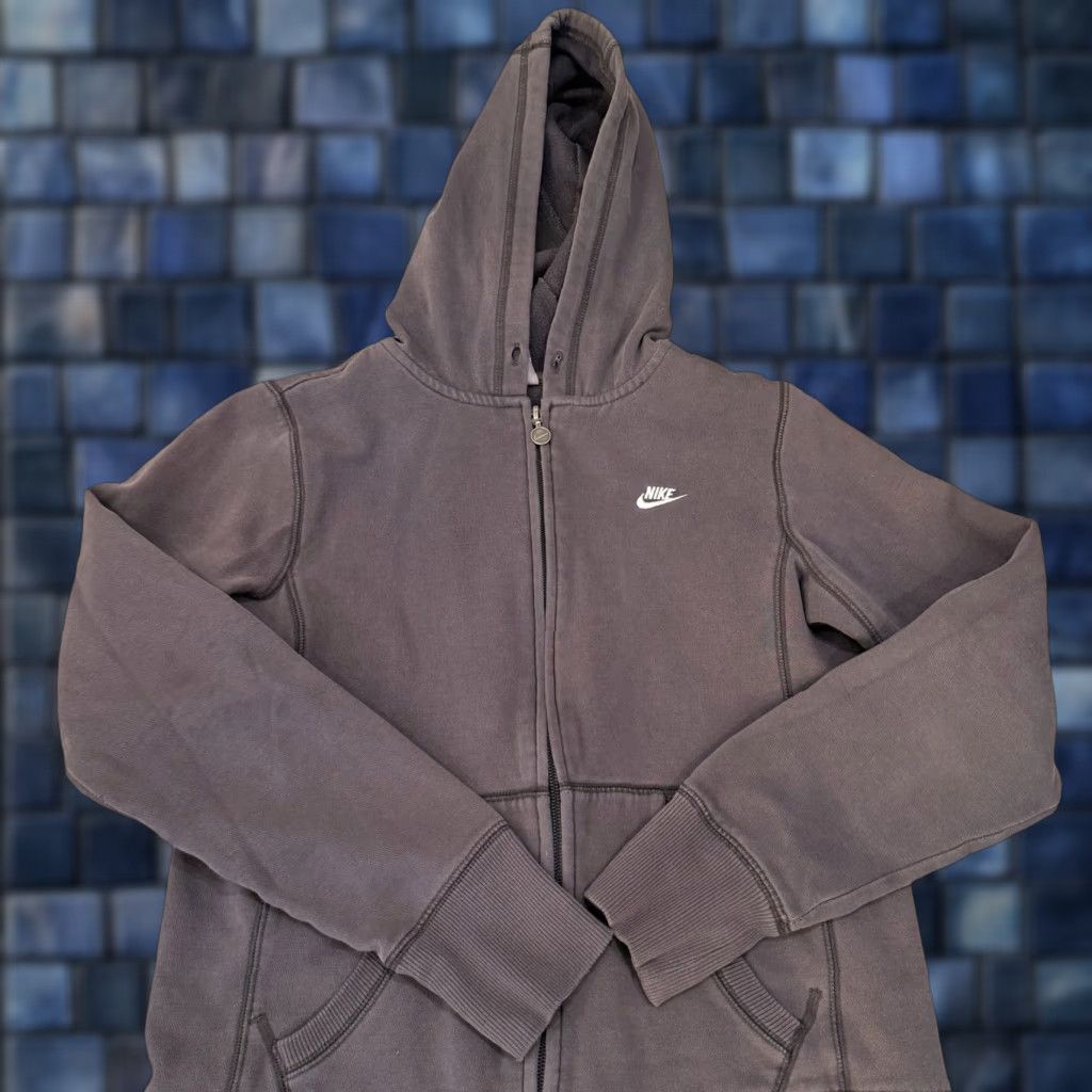 Nike VINTAGE Nike Sportswear Y2K Gray Hoodie Full Zip Up Womens Medium Size M / US 6-8 / IT 42-44 - 1 Thumbnail