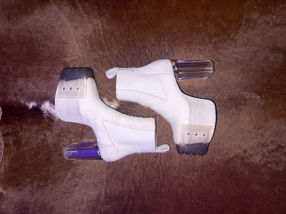 Rick Owens Rick Owen’s White Pony Kiss Boots SS20 Size US 7 / EU 40 - 2 Thumbnail