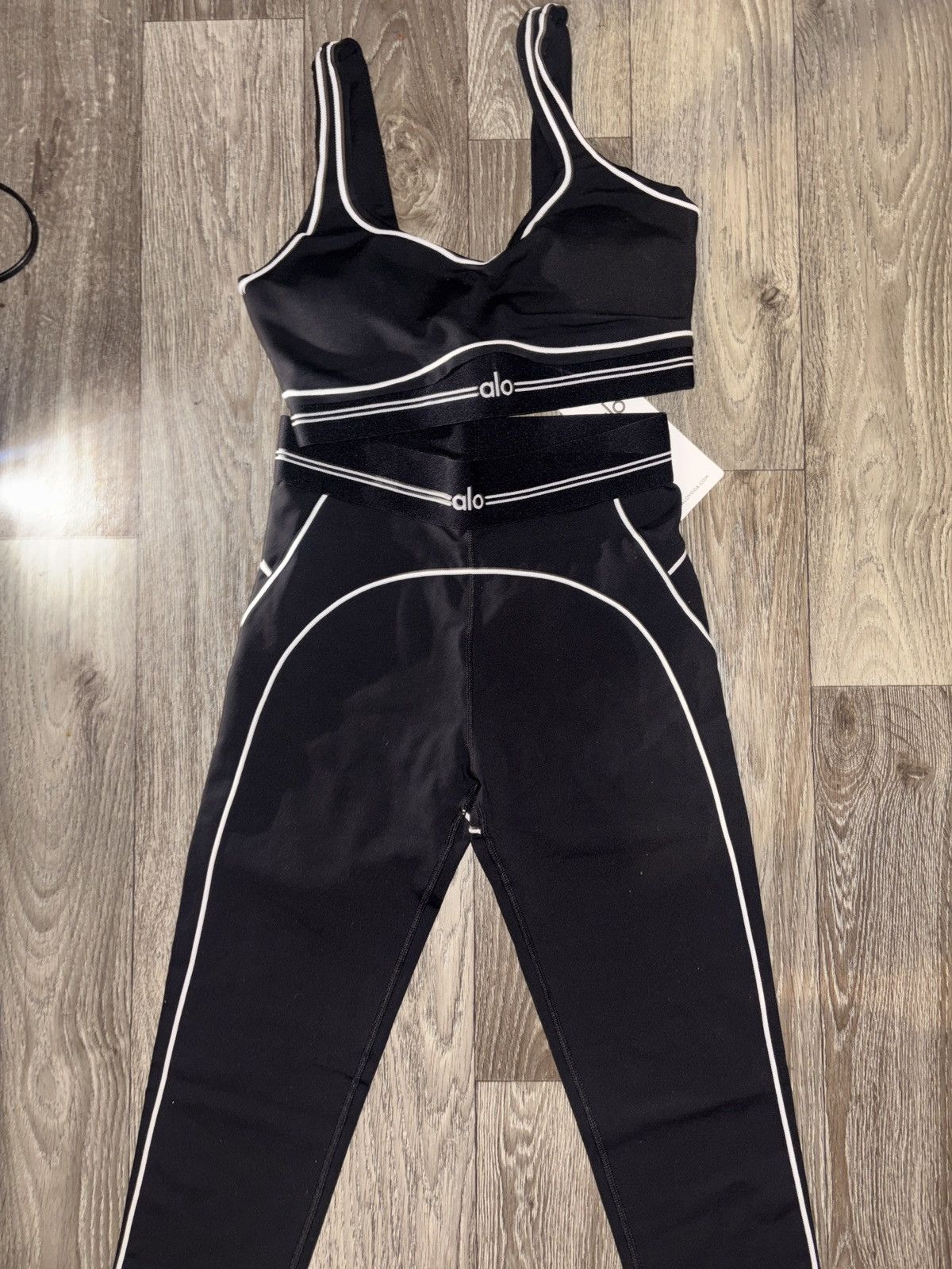 Other Alo Hearthrob Size M / US 6-8 / IT 42-44 - 2 Thumbnail