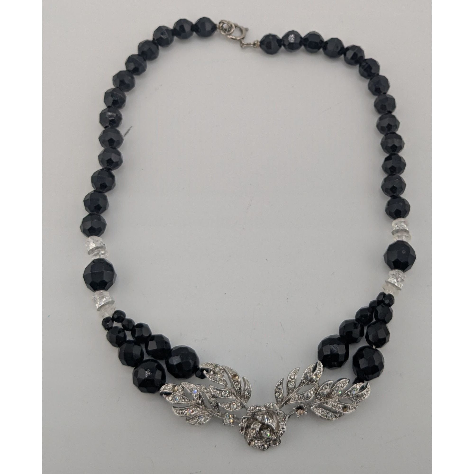 Other Glam Goth Floral Beaded Necklace Size ONE SIZE - 6 Thumbnail