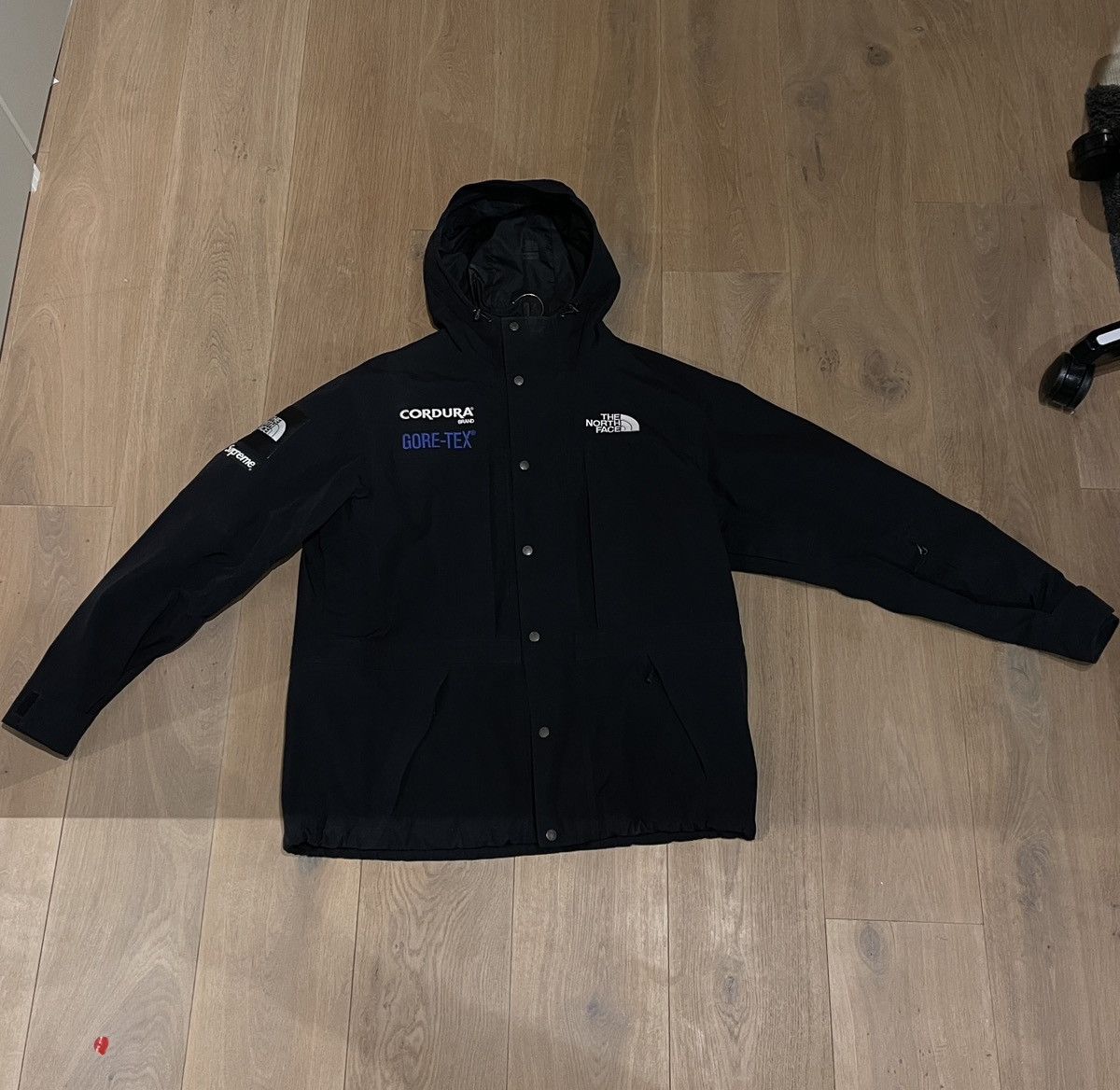 Supreme × The North Face Supreme The North Face Expedition (FW18) Jacket Size US XL / EU 56 / 4 - 1 Thumbnail