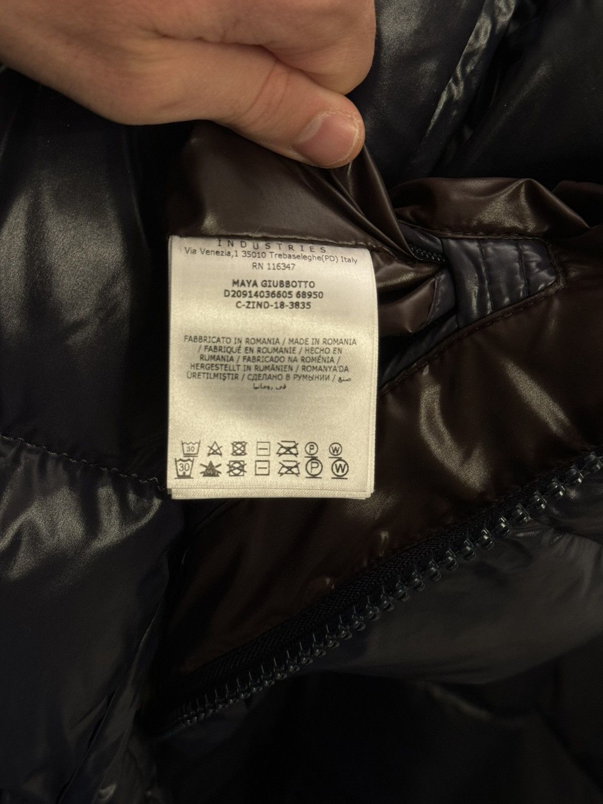 Moncler 🔵 Moncler Navy Maya Hooded Down Jacket (Size 1) Size US S / EU 44-46 / 1 - 16 Thumbnail