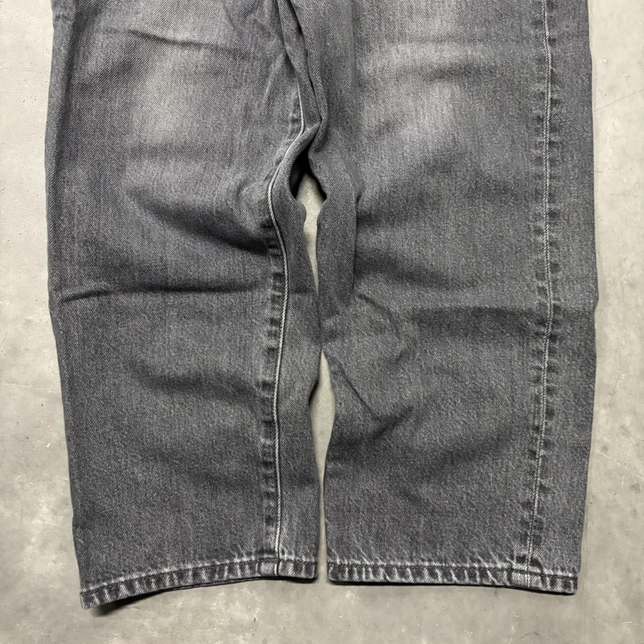 Japanese Brand × Vintage Crazy Vintage Y2K/2000s Faded Black Grey Essential Denim Jeans! Size US 30 / EU 46 - 6 Thumbnail