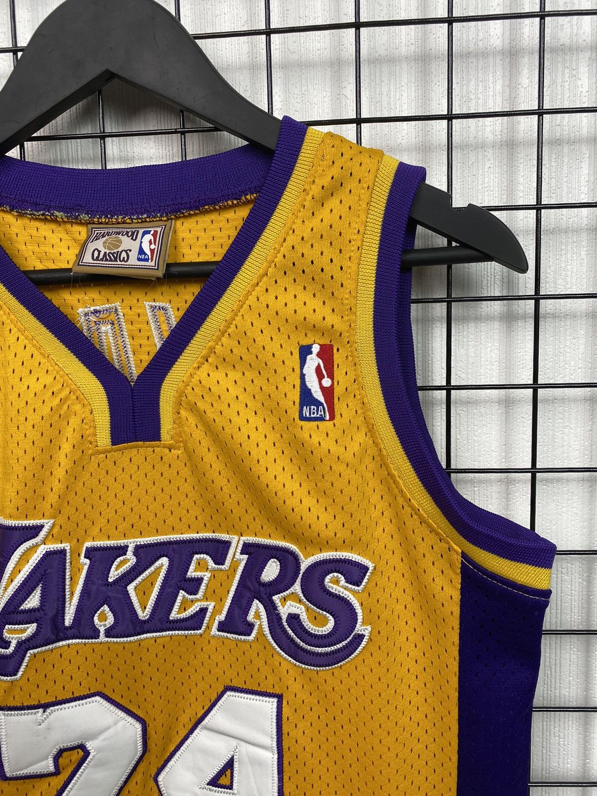 Mitchell & Ness × NBA Lakers #24 Kobe Bryant Jersey S Hardwood Classic Yellow LA Size US S / EU 44-46 / 1 - 4 Thumbnail