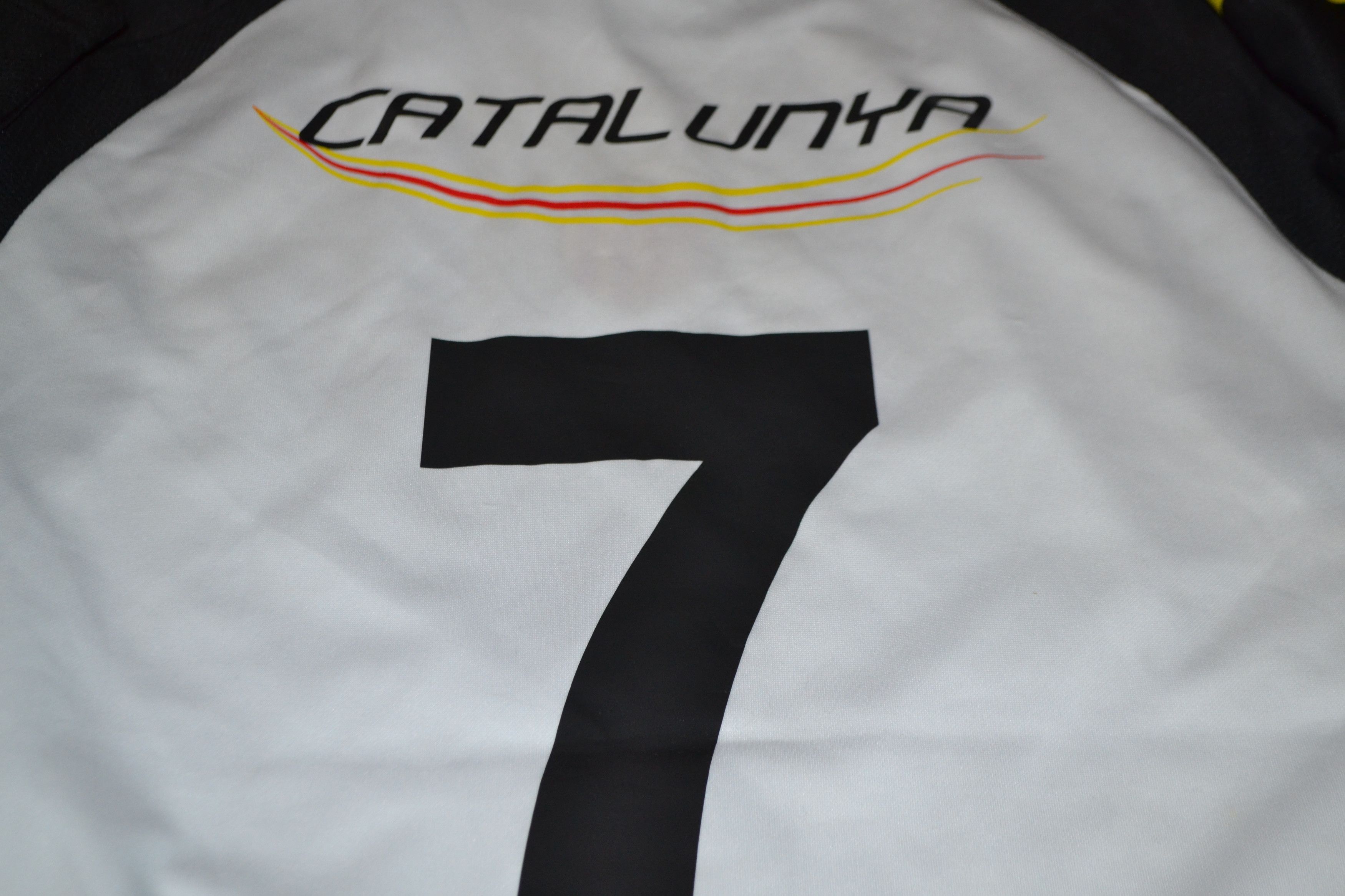 Other Catalunya Kipsta Football Shirt Soccer Jersey Camiseta Size US S / EU 44-46 / 1 - 9 Thumbnail