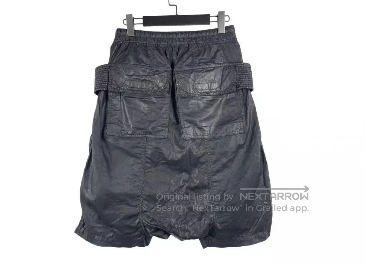 Rick Owens Black Cargo Shorts with Belt Detail. Size US 30 / EU 46 - 2 Thumbnail