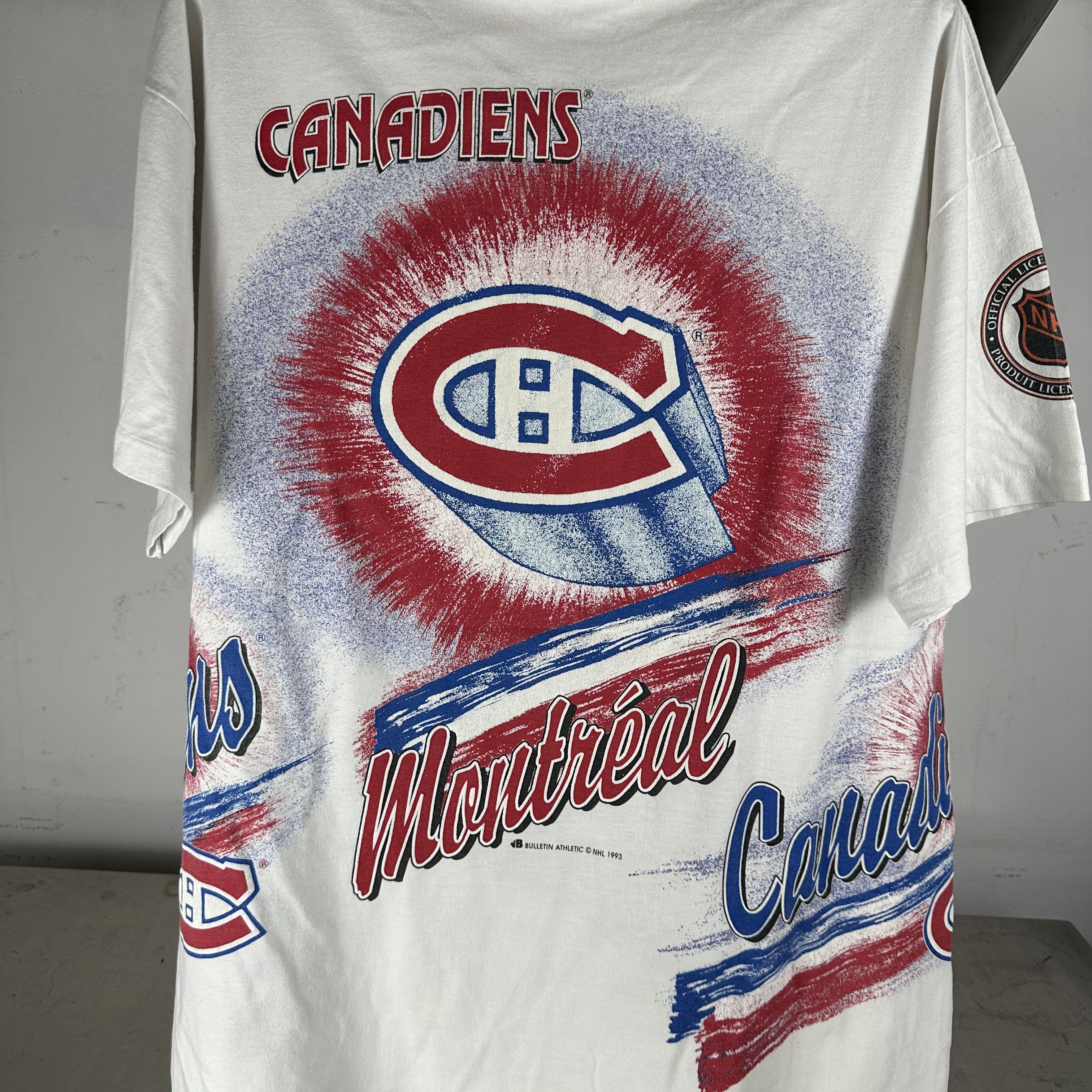 Vintage 1993 Montreal Canadiens Bulletin Athletic AOP NHL T-shirt Size US XL / EU 56 / 4 - 4 Thumbnail