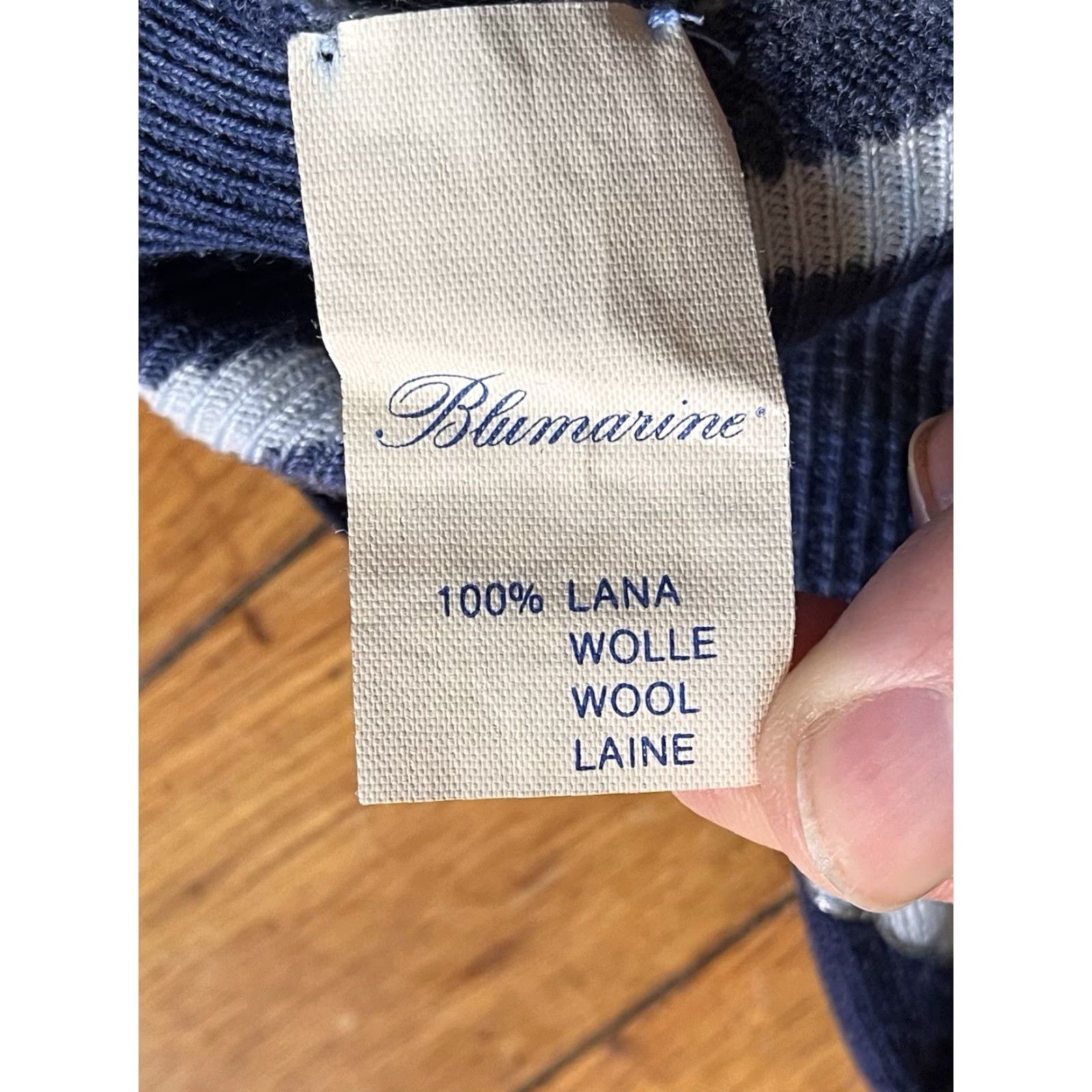 Blumarine VINTAGE Blumarine Bow Knot All Over Print Wool Sweater Women’s L Blue Italy Size L / US 10 / IT 46 - 6 Thumbnail