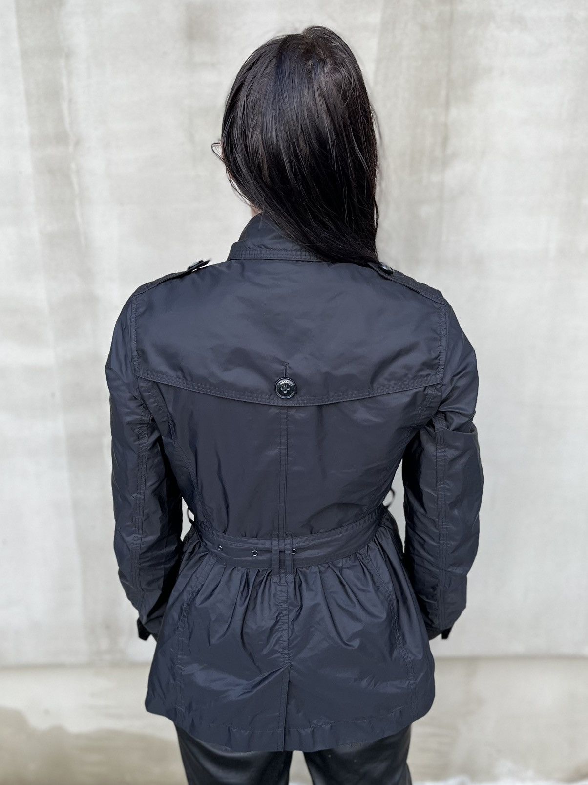 Burberry Burberry Brit Peasdale Short Trench Jacket Nova Check Nylon Size S / US 4 / IT 40 - 13 Thumbnail