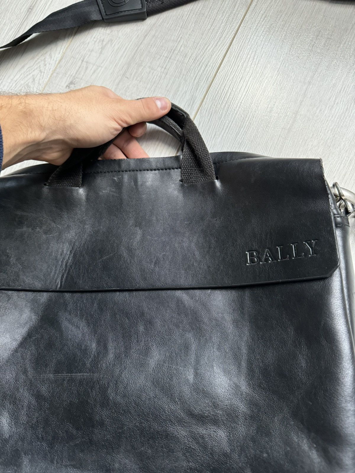 Bally 💼 Bally Reall Leather Bag Size 38 - 2 Thumbnail
