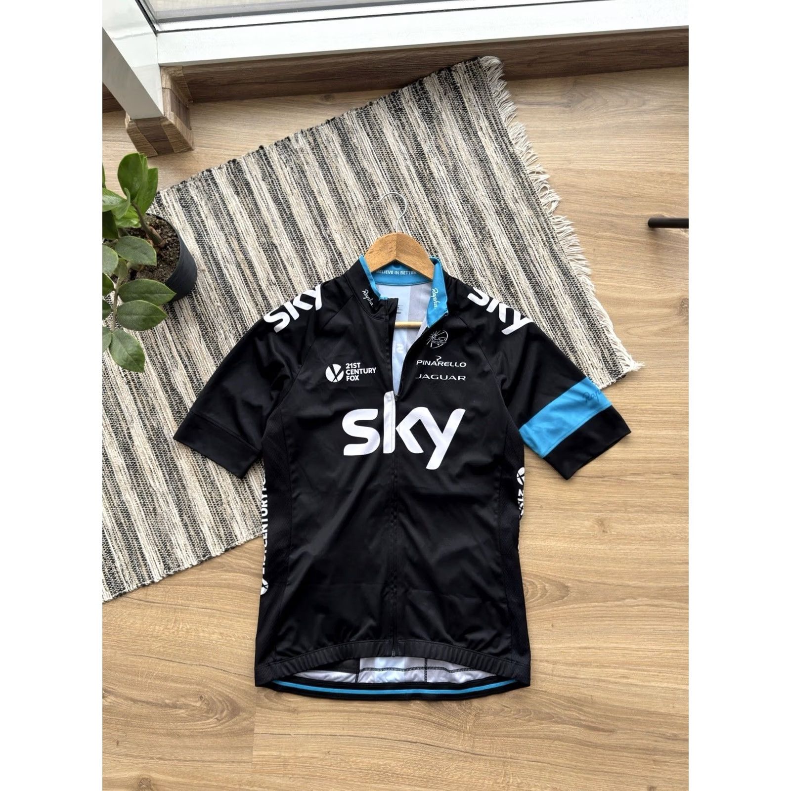 Rapha VINTAGE Rapha Team Sky Cycling Jersey Zip Shirt Mens M Black Jersey Logo 90s City Classic Designer Streetwear Cycling Sport T-Shirt Mens Size US M / EU 48-50 / 2 - 2 Thumbnail