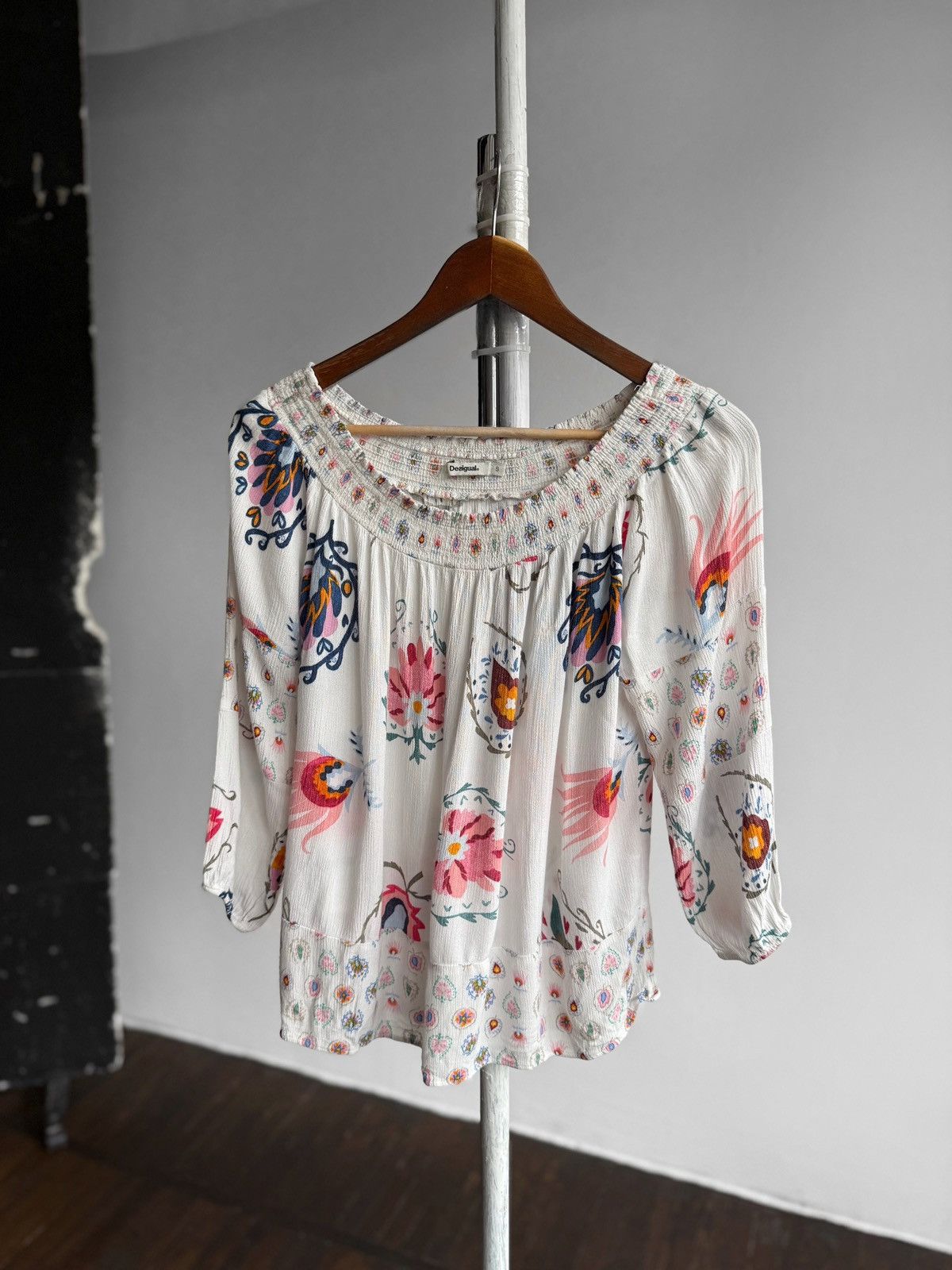 Desigual Desigual Womens D Minor White Off-Shoulder Floral Blouse Top Size S / US 4 / IT 40 - 4 Thumbnail