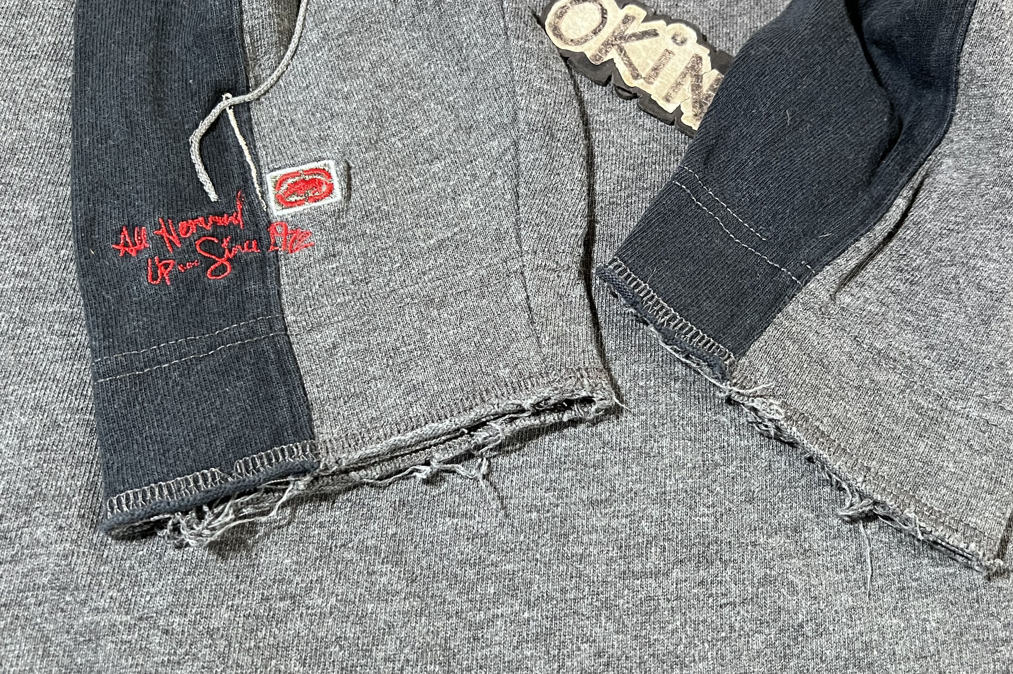 Ecko Unltd. Vtg. Ecko Unltd. ‘All Hemmed Up Since 1972’ Robot Crewneck L Size US L / EU 52-54 / 3 - 7 Thumbnail
