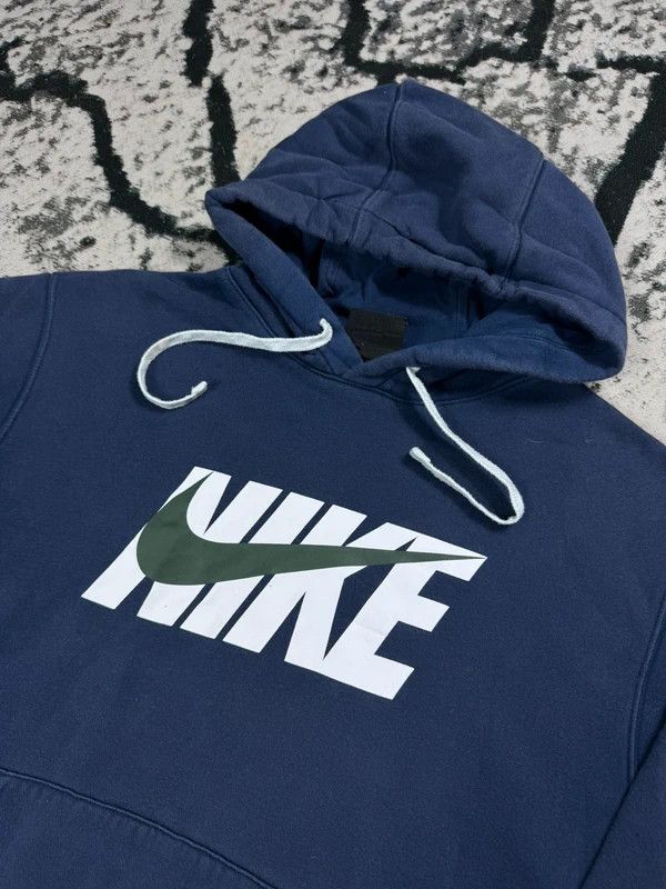 Nike Vintage Nike swoosh logo sweatshirt navy blue M Size US M / EU 48-50 / 2 - 3 Thumbnail