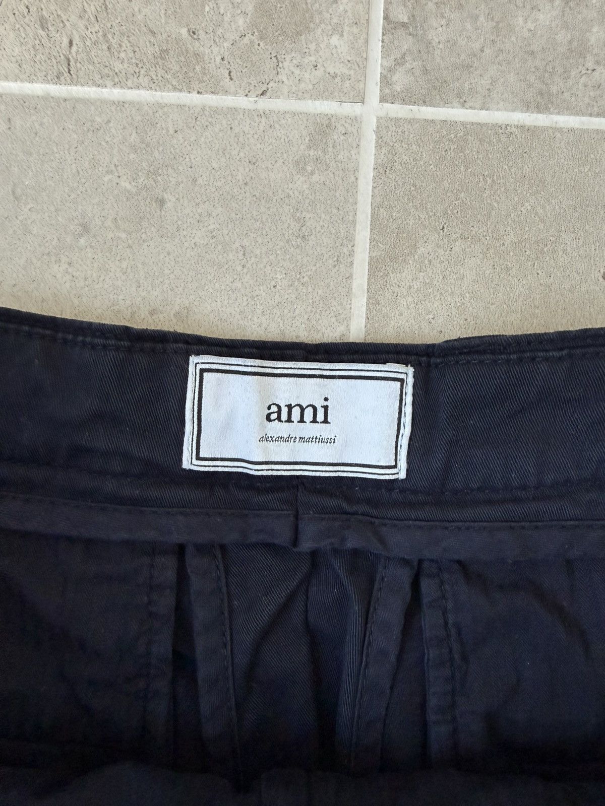 AMI AMI Cropped Pants Trousers Size US 32 / EU 48 - 4 Thumbnail