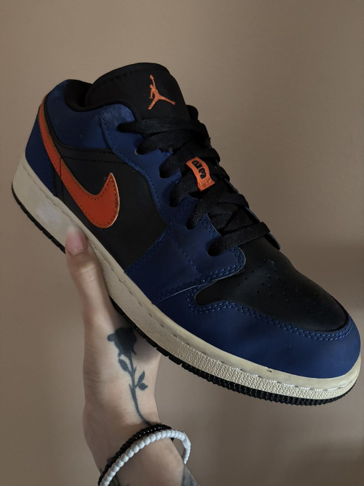 Jordan Brand Air Jordan 1 Low GS 'Rush Blue' Size US 6.5 / EU 39-40 - 2 Thumbnail