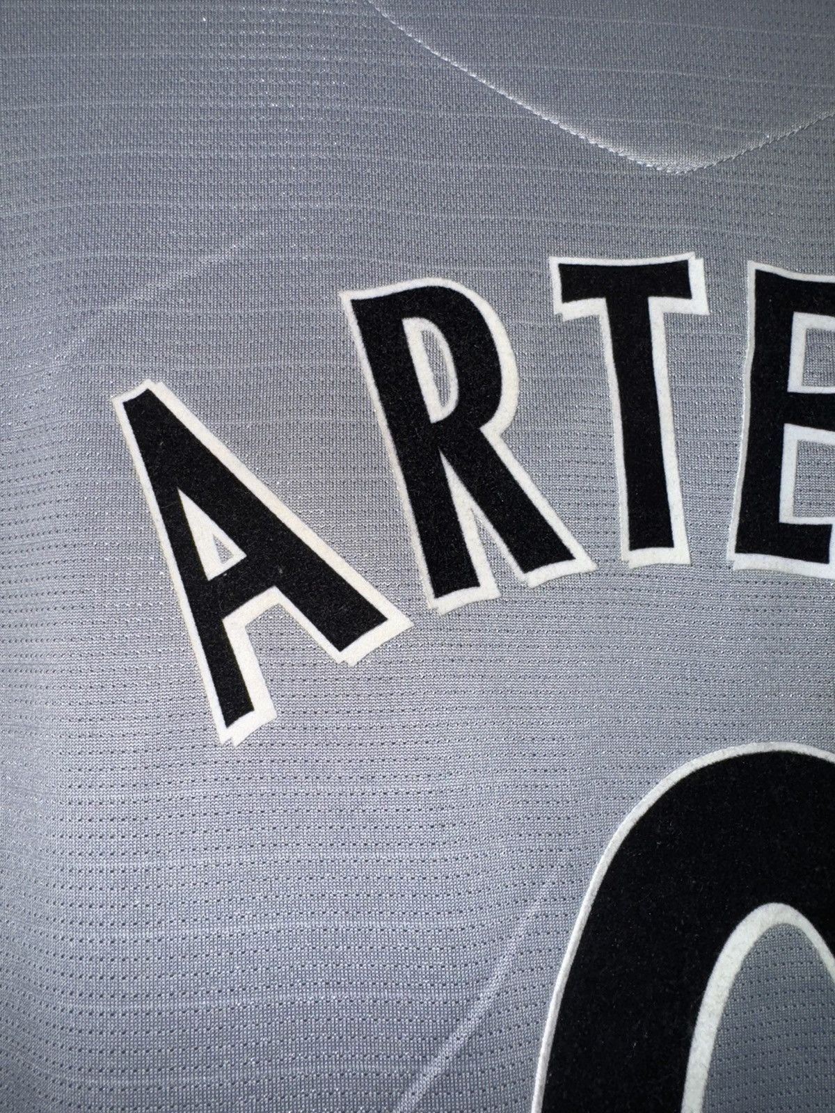 Signatures × Umbro ARTETA SIGNATURE EVERTON 2005 AWAY SHIRTS SOCCER JERSEY Size US XL / EU 56 / 4 - 8 Thumbnail