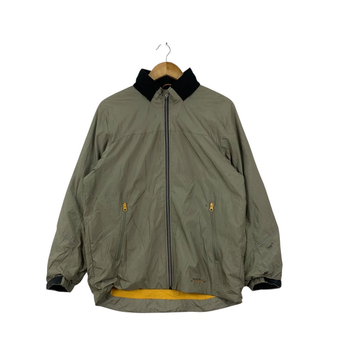 Descente Vintage DESCENTE JAPAN THINSULATE Thermal Jacket Size US XXL / EU 58 / 5 - 1 Thumbnail