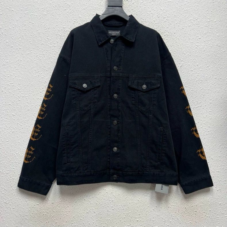 Balenciaga Balenciaga Sanskrit destroys denim jacket Size US M / EU 48-50 / 2 - 1 Thumbnail