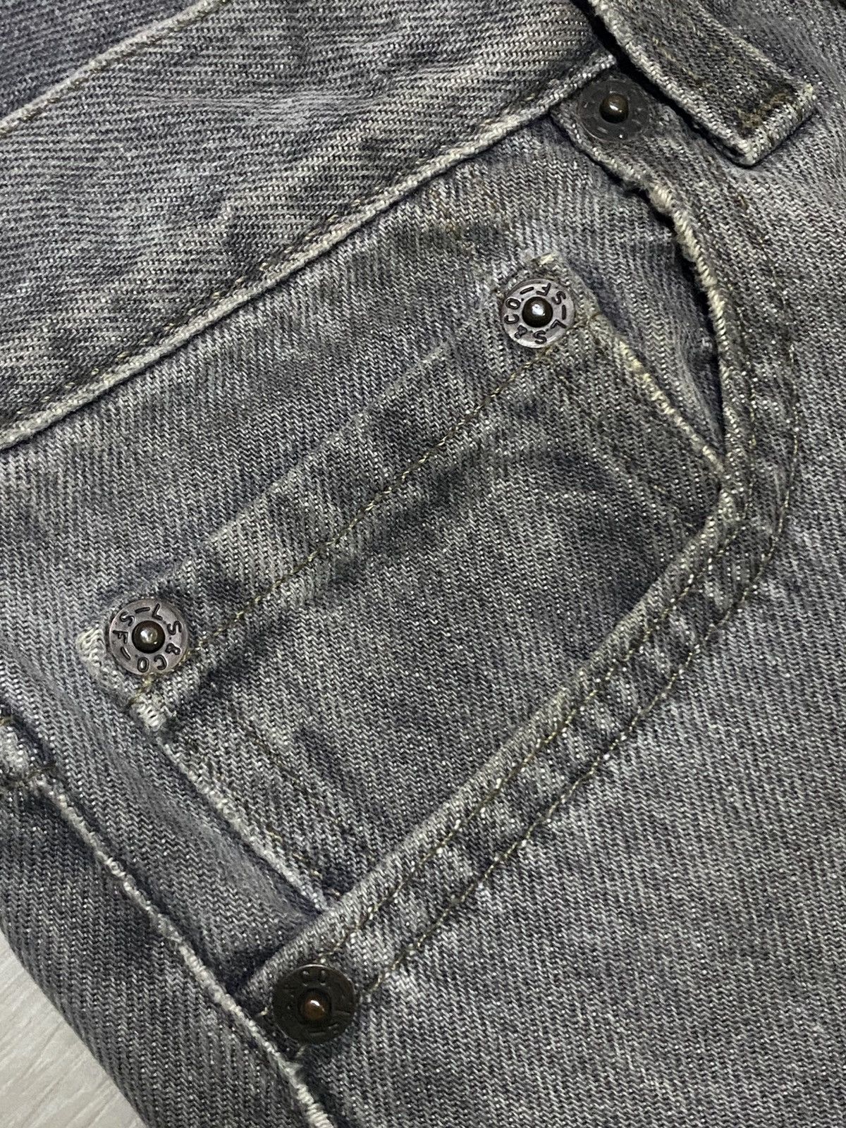Levi's Vintage Levis 501 90s Grunge Distressed Jeans Size US 29 - 10 Thumbnail