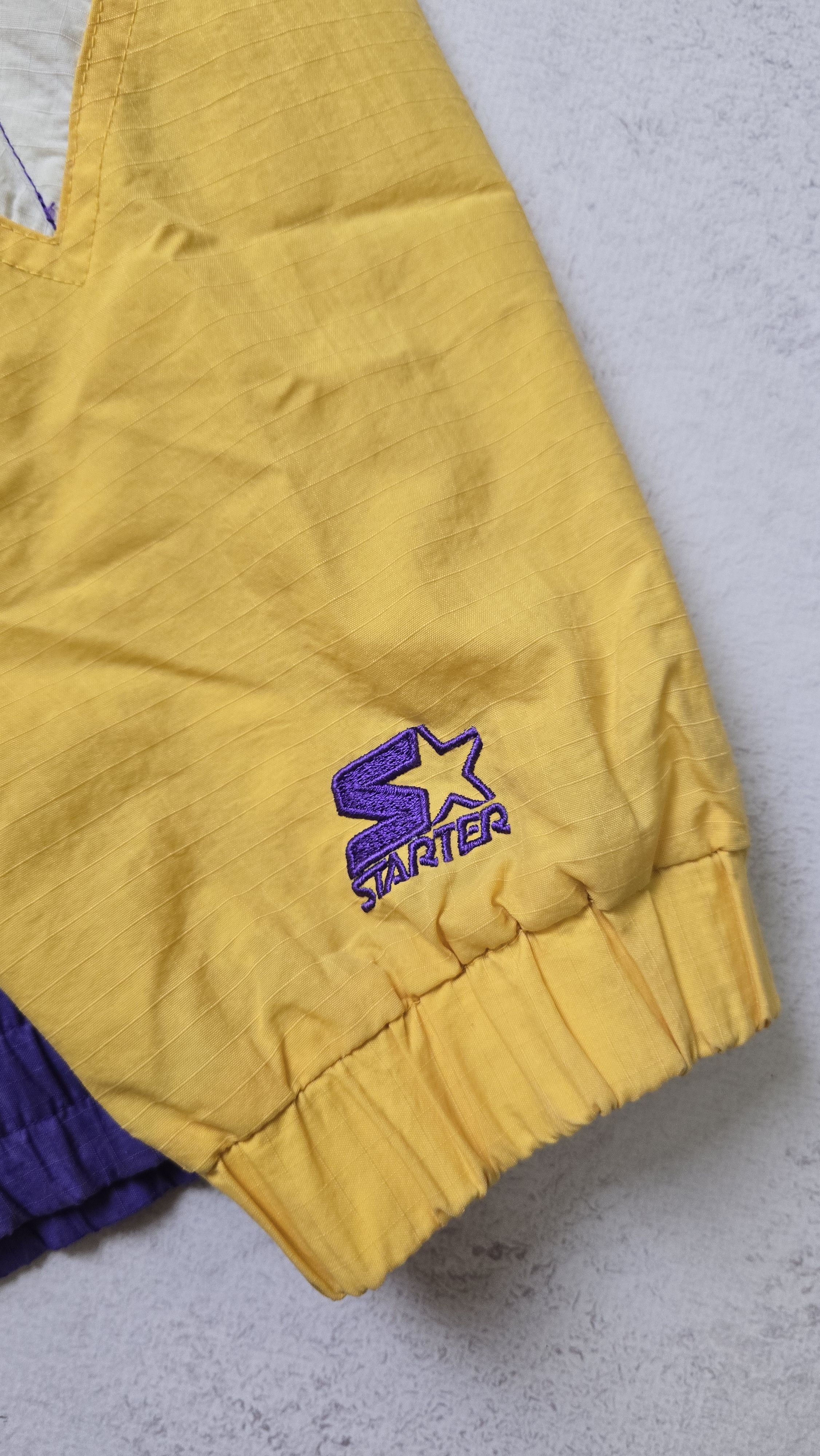 Starter Vintage Utah Jazz Jacket Men's Large Purple Yellow Starter Size US L / EU 52-54 / 3 - 11 Thumbnail