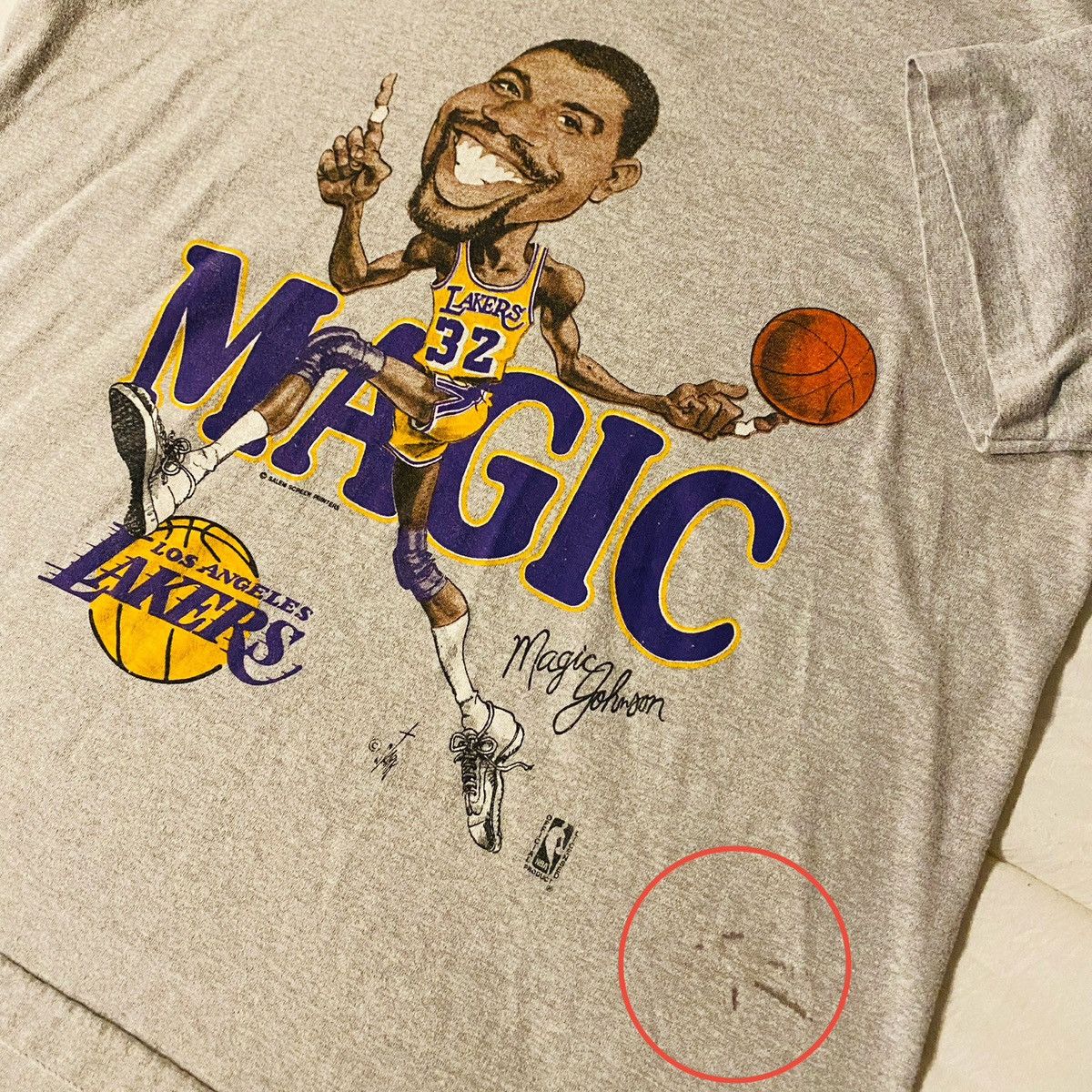 NBA × Salem Sportswear × Vintage Vintage 80s NBA Magic Johnson Lakers Grey T-Shirt Large Size US L / EU 52-54 / 3 - 3 Thumbnail