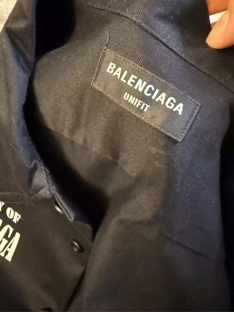 Balenciaga Balenciaga Black letters, big logo, printed silhouette, sh Size US L / EU 52-54 / 3 - 3 Thumbnail