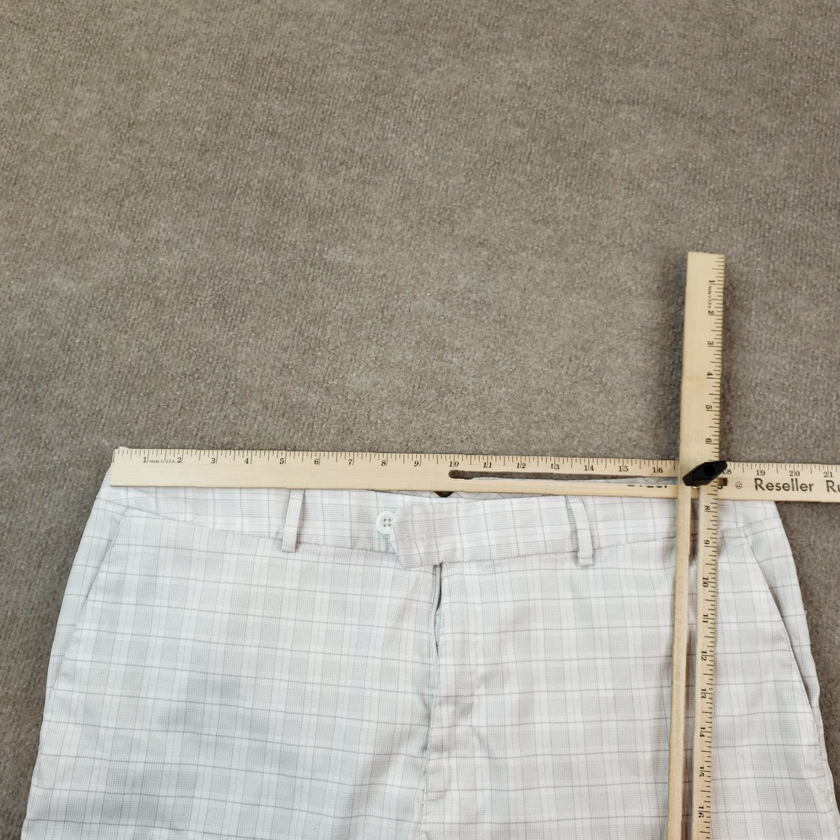 Under Armour Under Armour Mens Shorts Size 36 Gray Plaid Chino Golf Outdoor Polyester Size US 36 / EU 52 - 5 Thumbnail