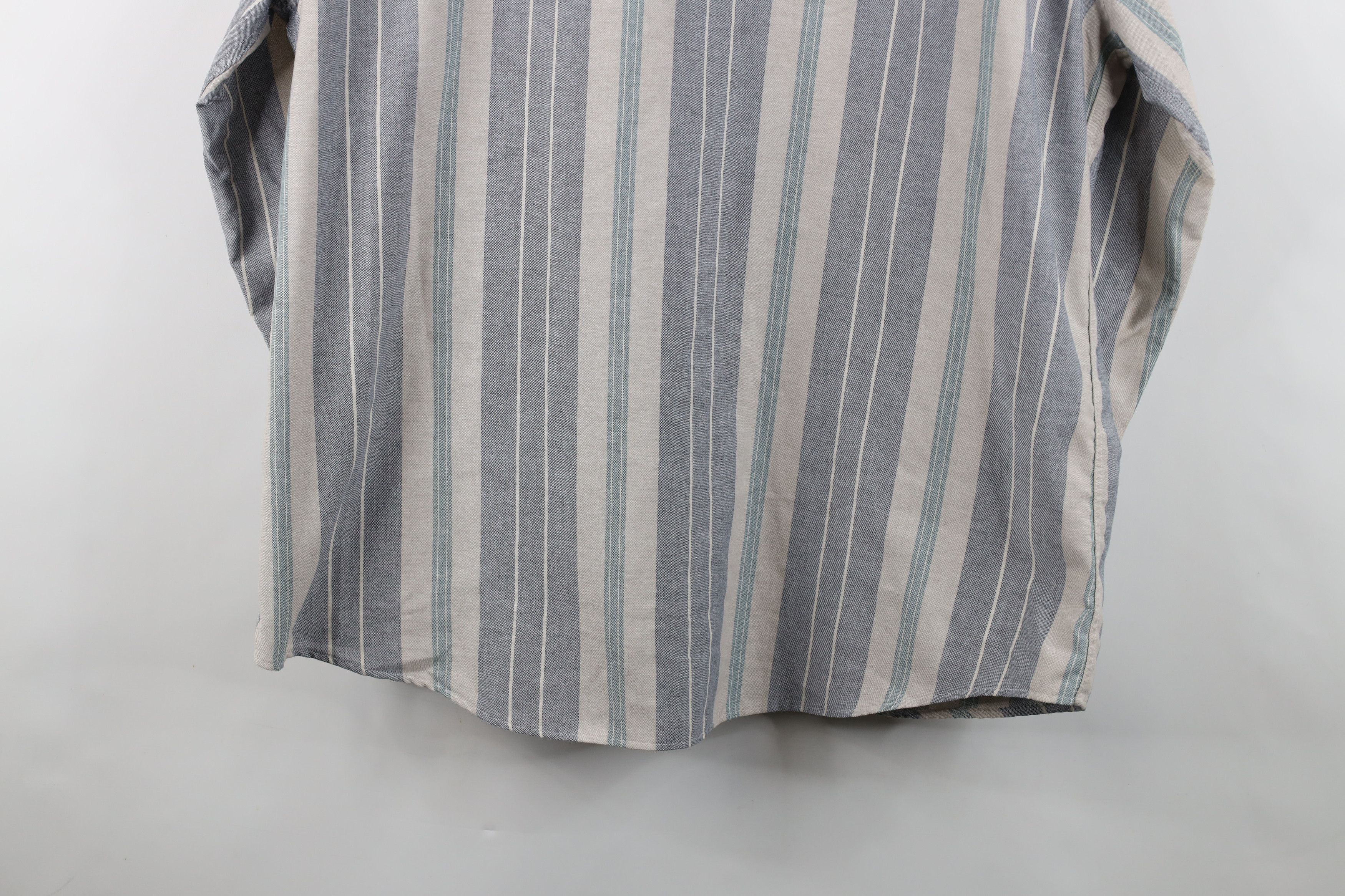 Vintage Vintage 90s Streetwear Block Collared Button Down Shirt Size US XXL / EU 58 / 5 - 11 Thumbnail