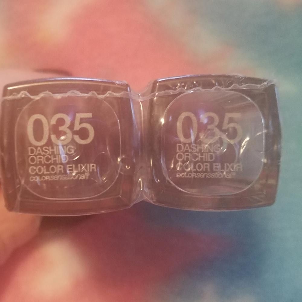 Designer New in Package Maybelline Color Elixir set of 2 Size ONE SIZE - 3 Thumbnail