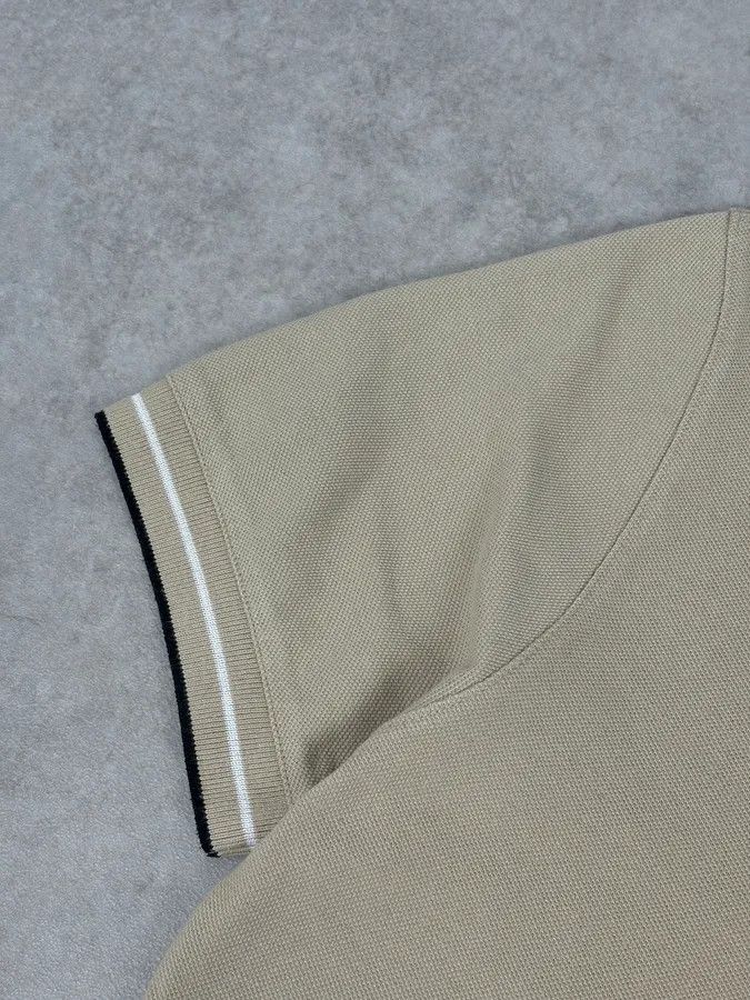 Prada 2000s Prada Beige Linea Rossa Contrast Trim Polo Size US S / EU 44-46 / 1 - 8 Thumbnail